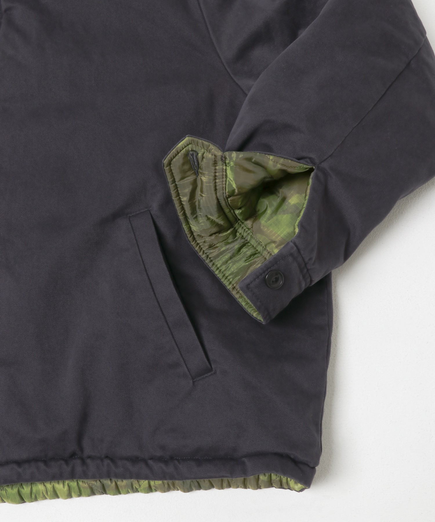 BLK/CAMO