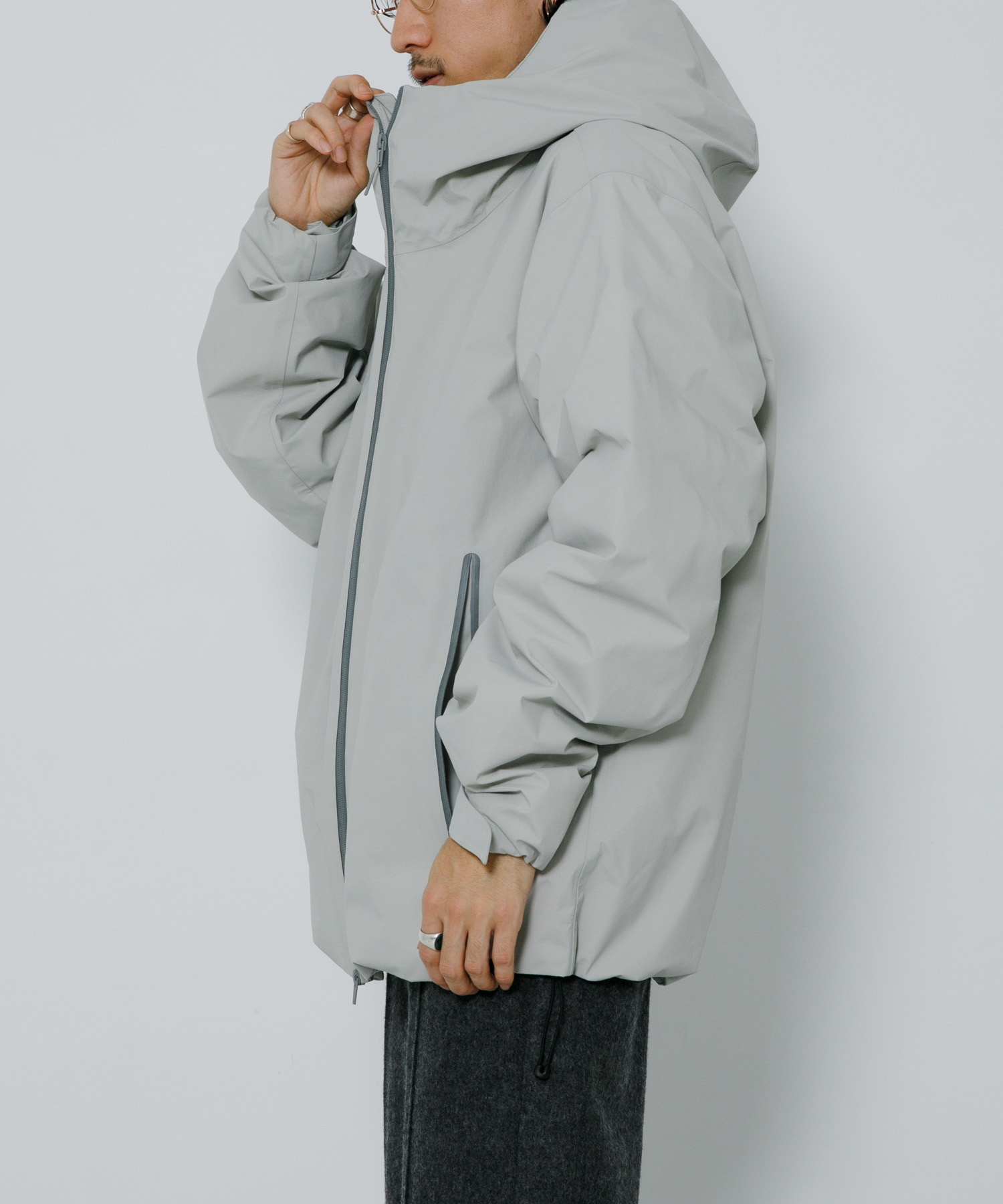 ES.1　3lyr down Hoodie lt gray M