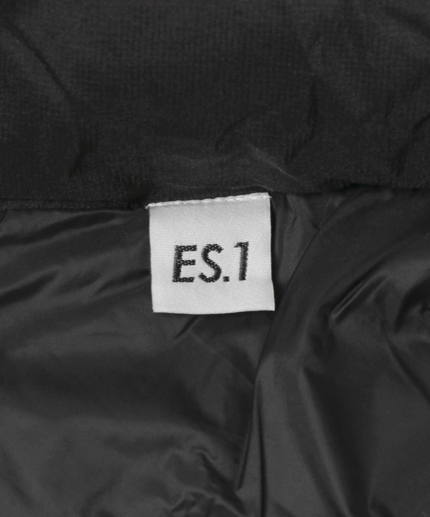 ES.1　Down sweater black M