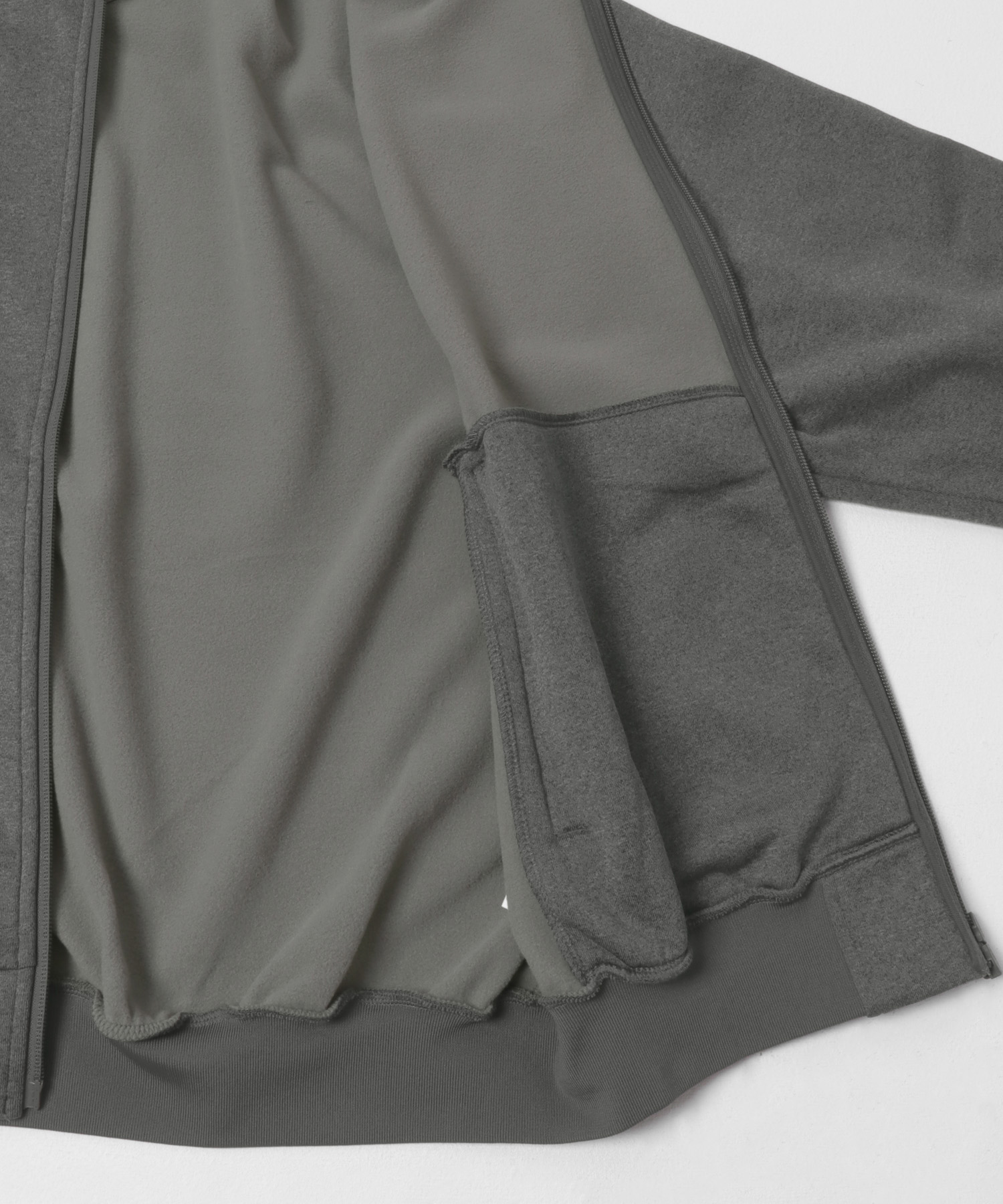 ES.1　Power Stretch Hoodie gray M