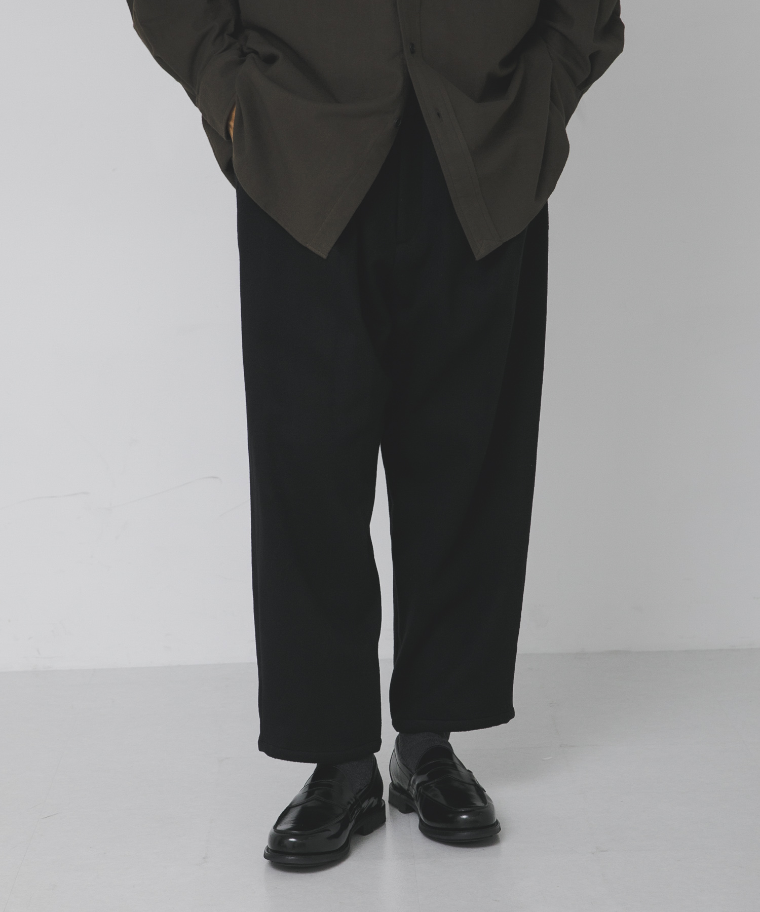 THE DAY　WOOL CASHMERE 2 TUCK WIDE PANTS