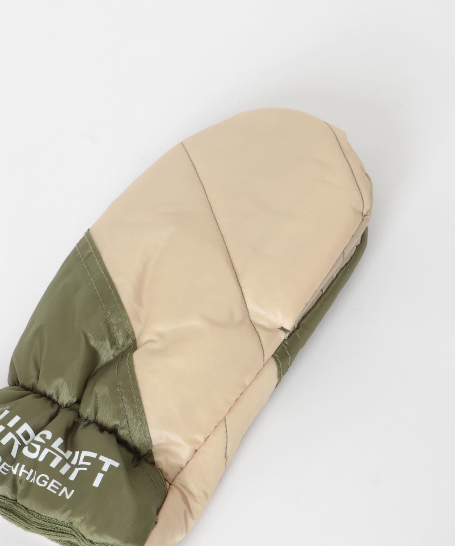 OUR SHIFT　Upcycled Gloves L green S