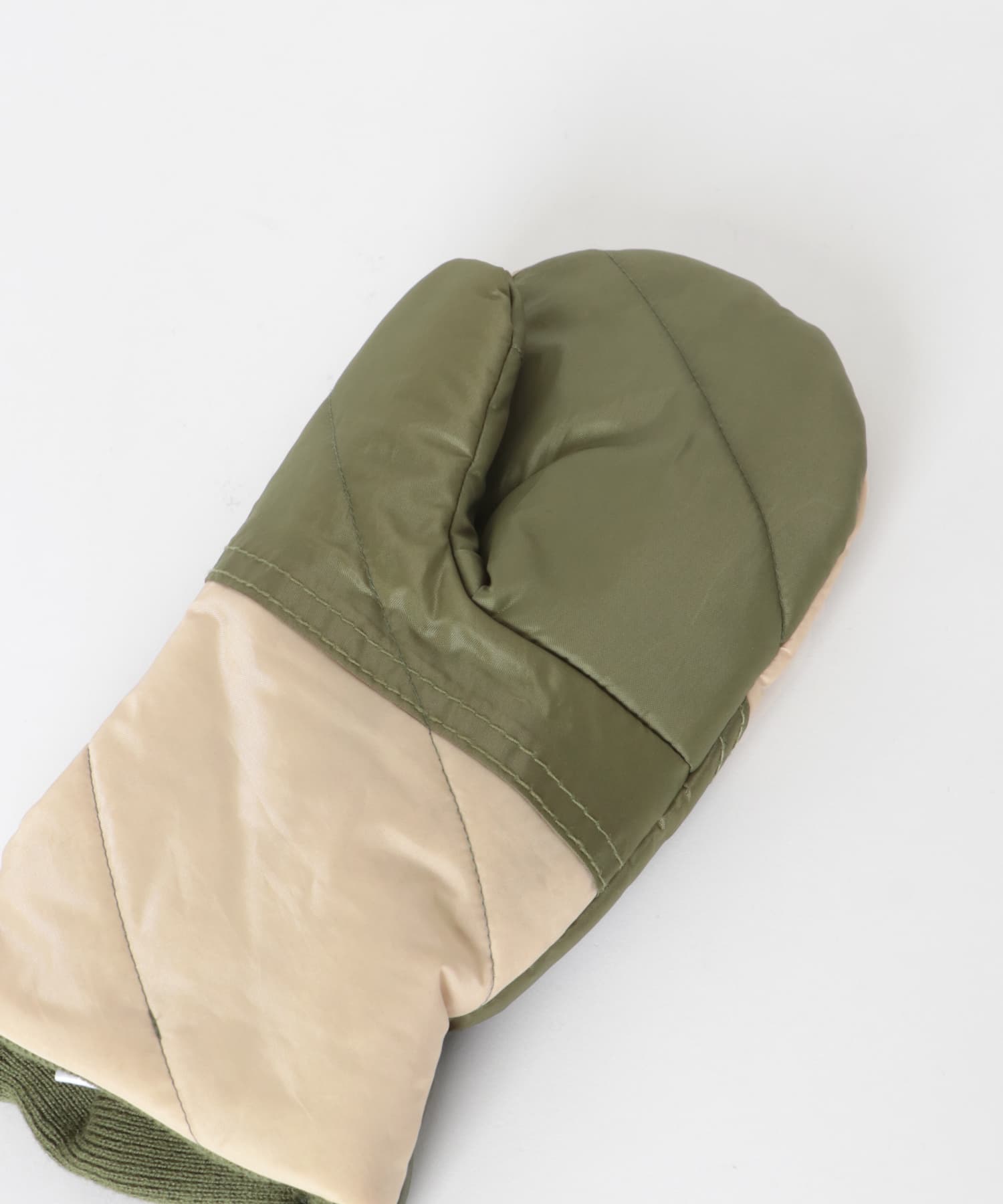 OUR SHIFT　Upcycled Gloves L green S