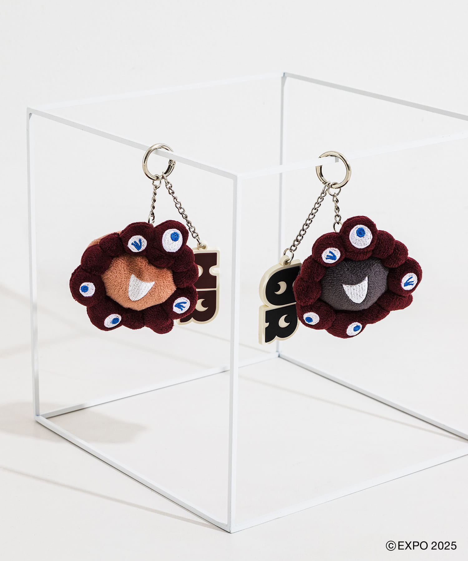EXPO2025 FACE CHARM BEIGE One