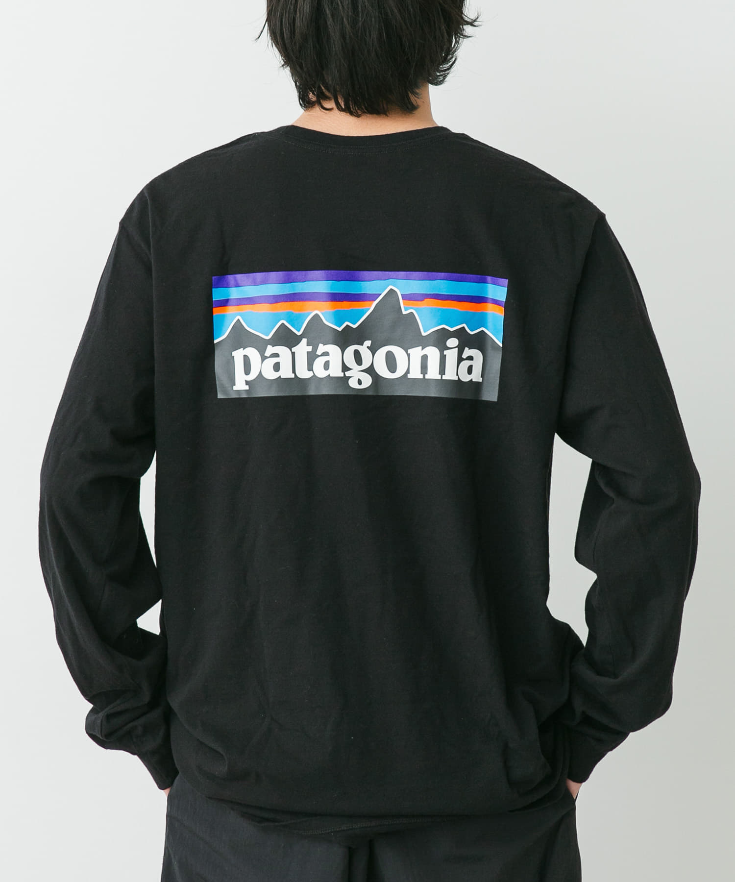 patagonia　LONG-SLEEVE P-6 LOGO RE-T-SHIRTS