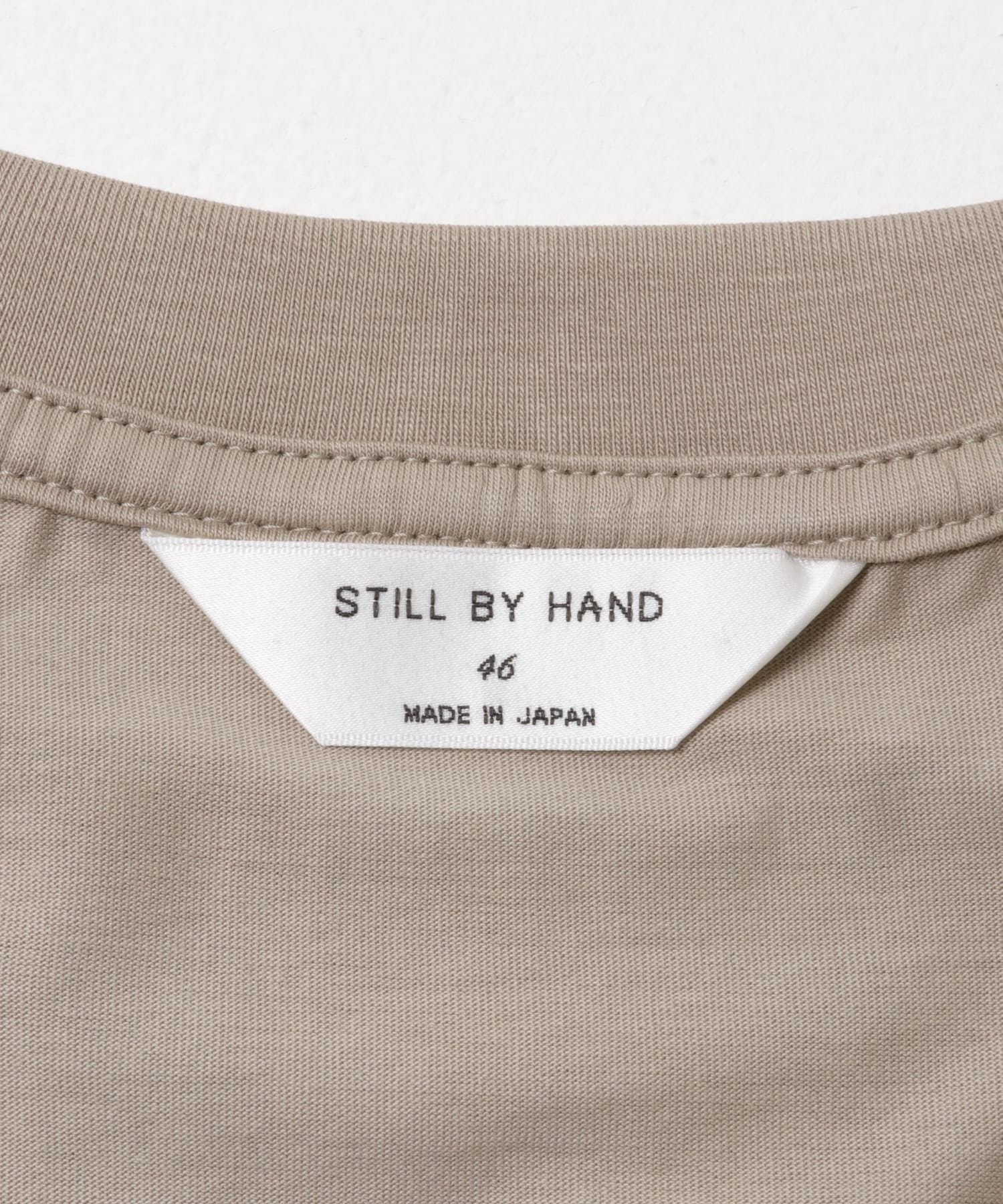 STILL BY HAND 強撚コットン カットソーポロシャツ アイボリー 46 STILL BY HAND 強撚コットン天竺グラデーションプリントTシャツ(46