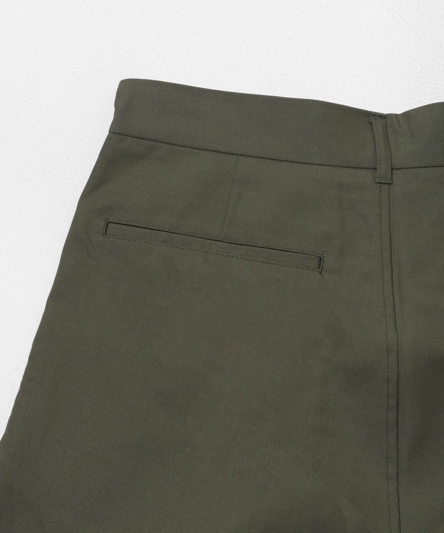 STILL BY HAND　スーパー120サマーウールショーツ OLIVE 44