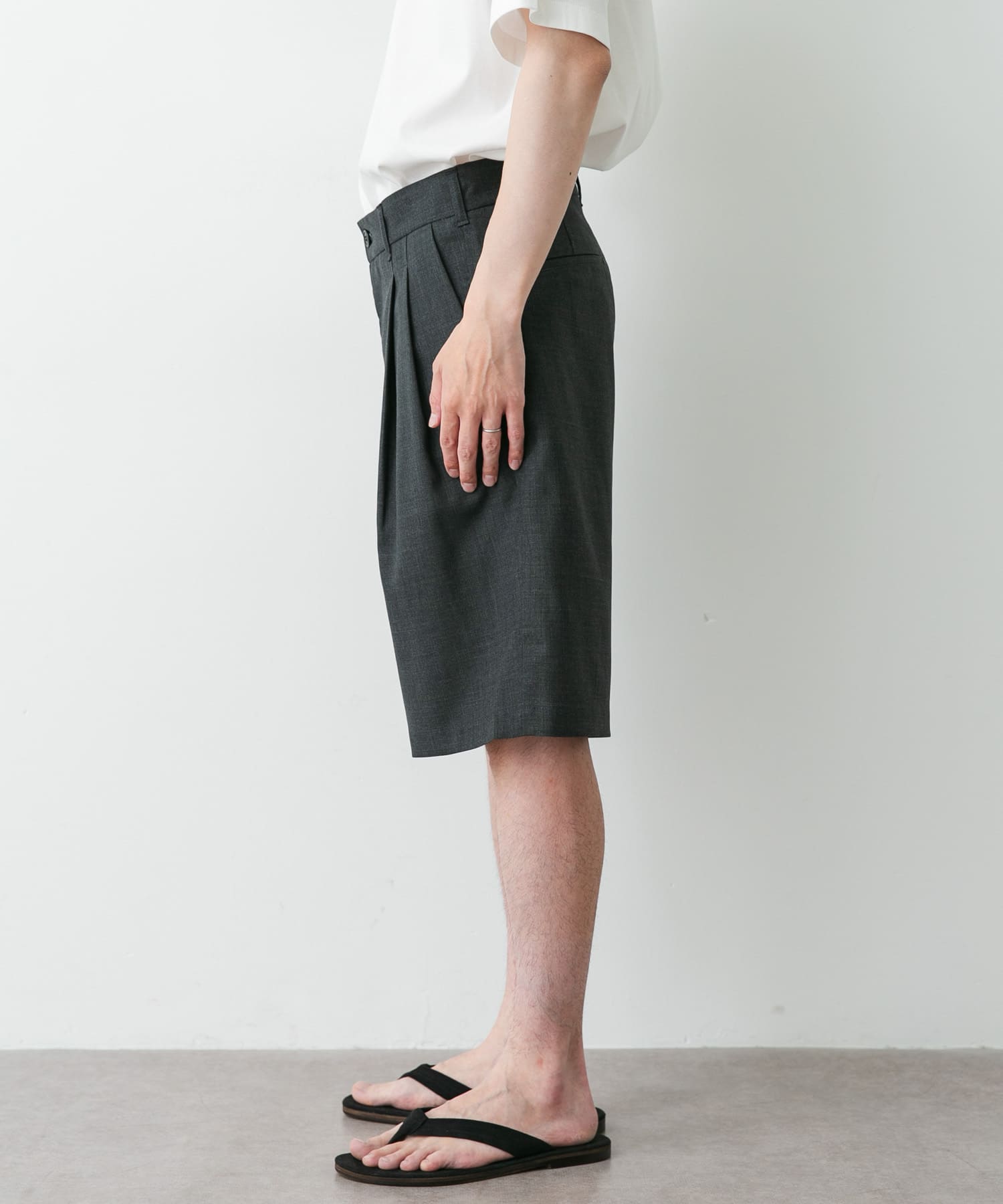 身長：170cm サイズ：44