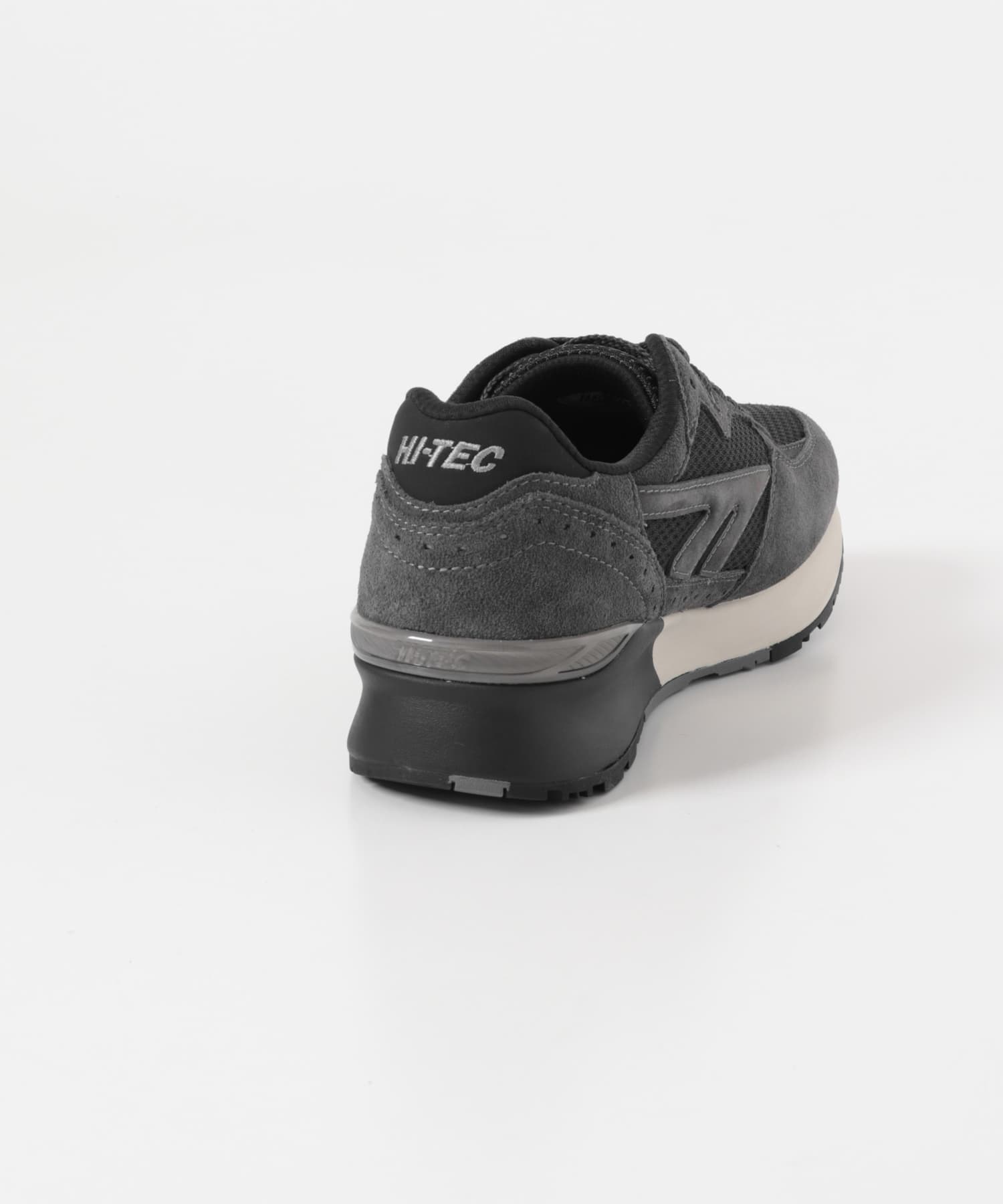 HI-TEC　HTS SHADOW R2 BLACK 26