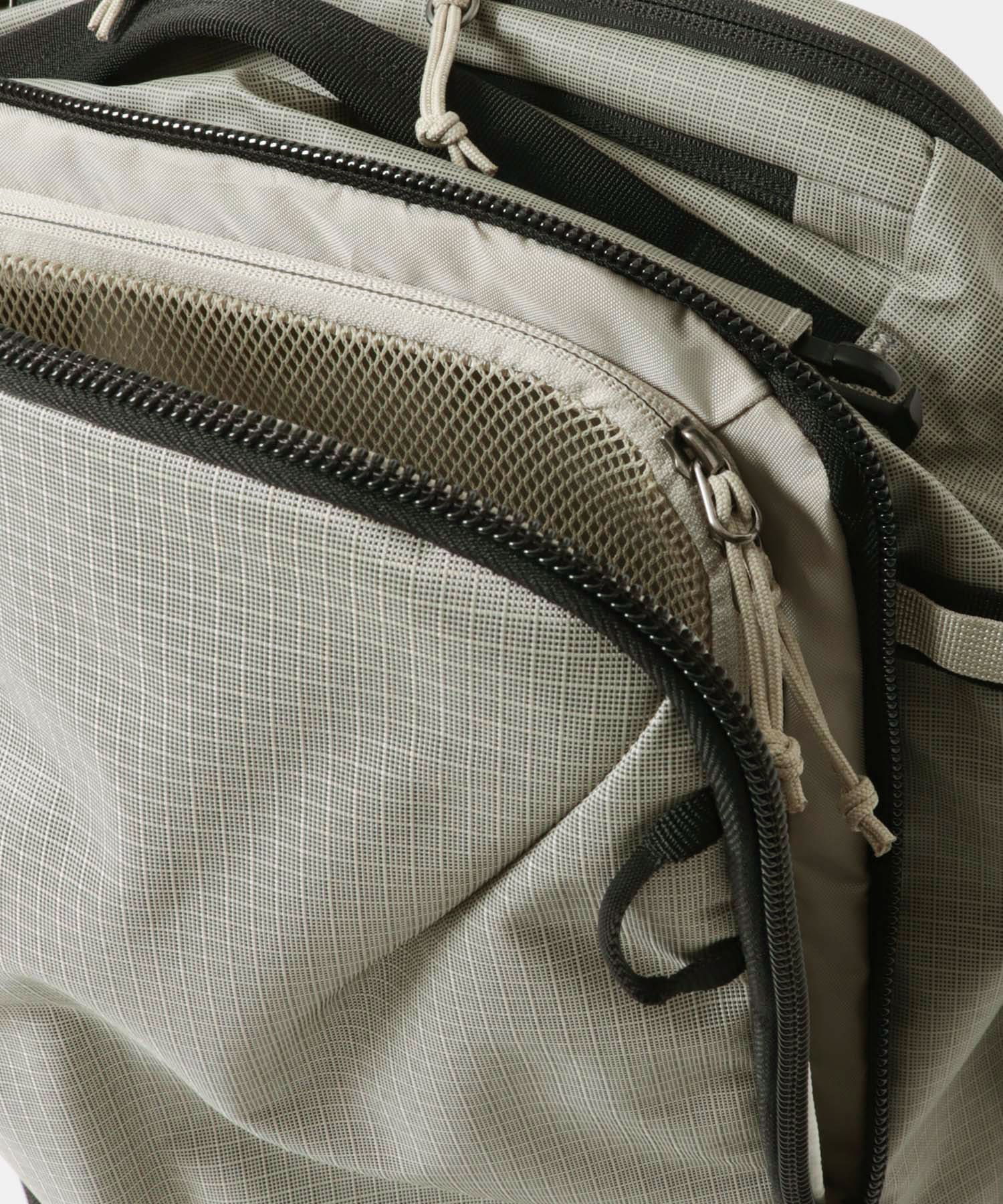 patagonia　BLACK HOLE MINI MLC WSTO One