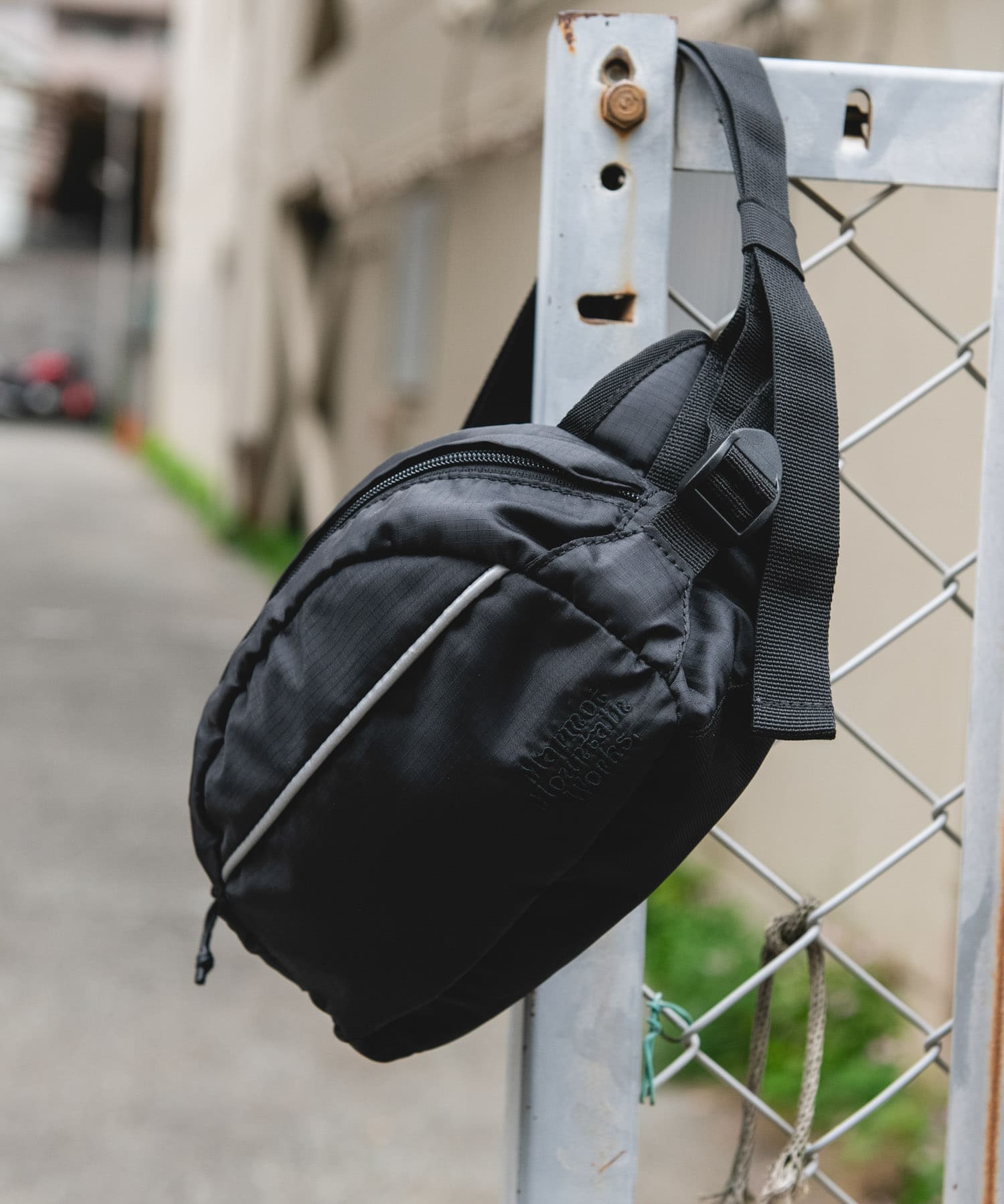 『別注』Marmot×DOORS　BODY BAG BLACK One