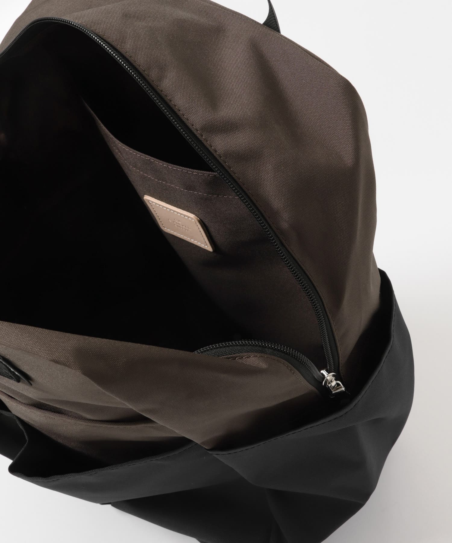 BRW/BLK