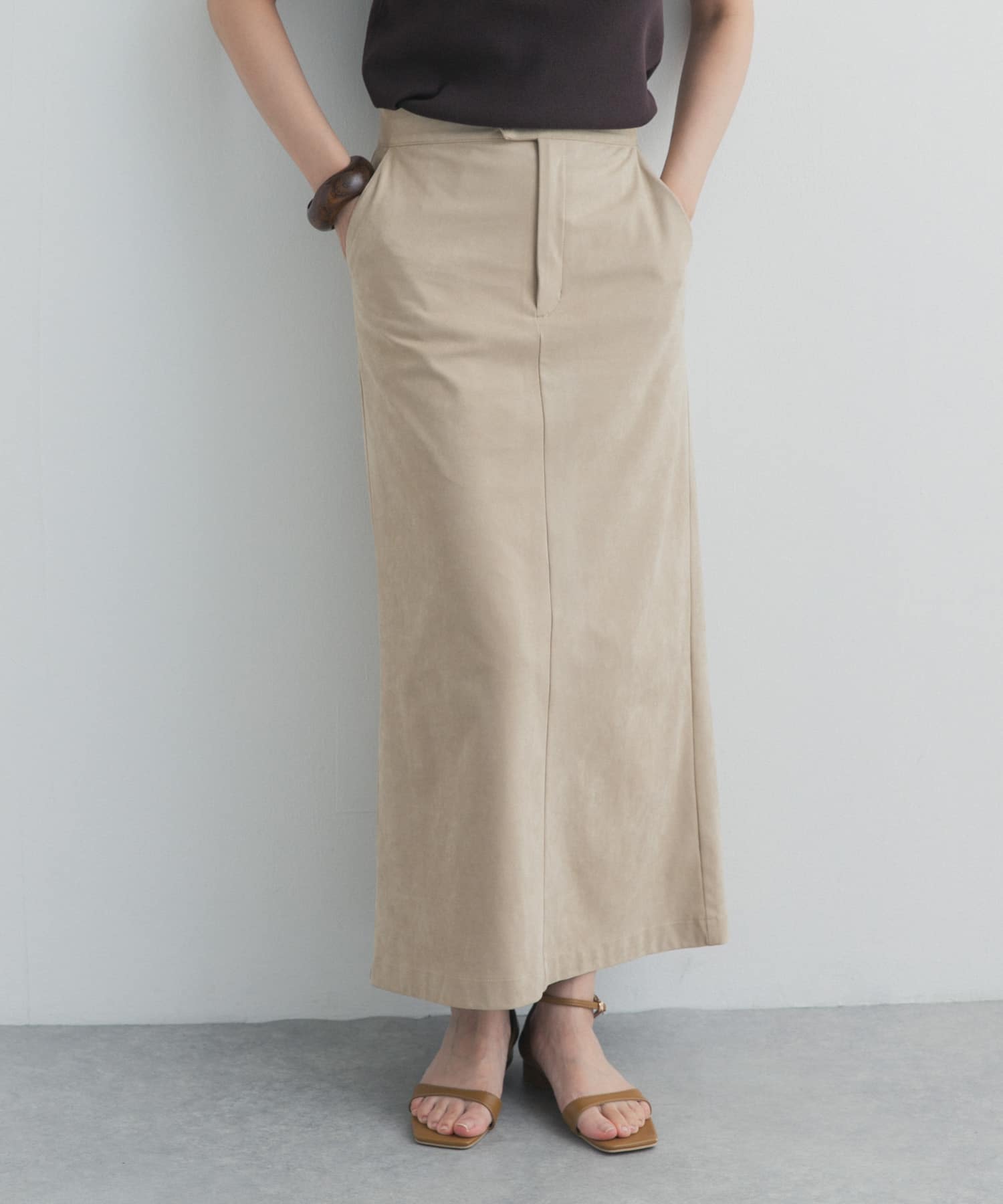 beige