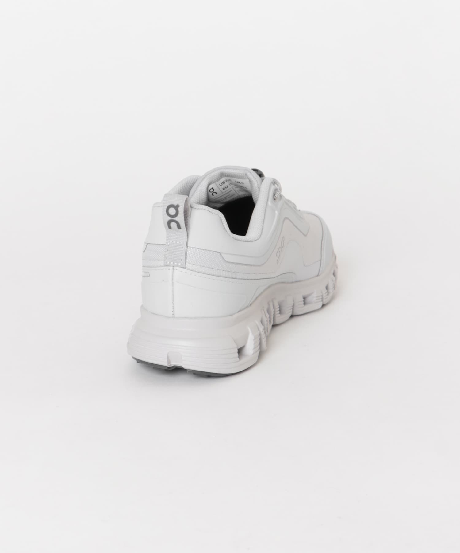 On　CLOUD6 GEO WP WOLF/WOLF 23.5