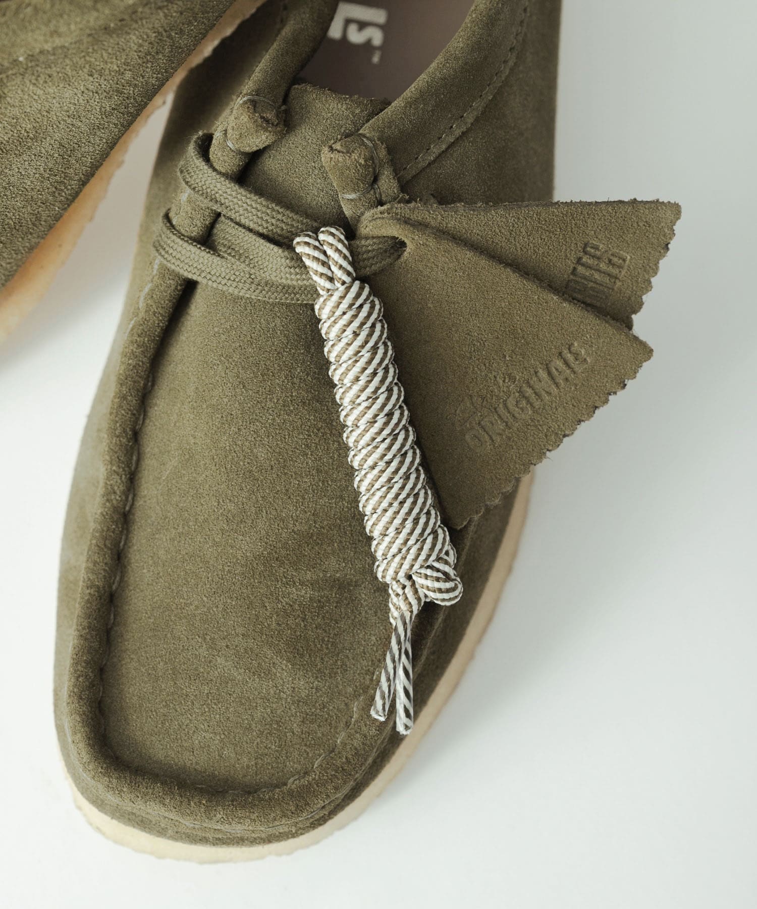 CLARKS EXCLUSIVE WALLABEE(4 Olive): シューズ｜URBAN RESEARCH公式