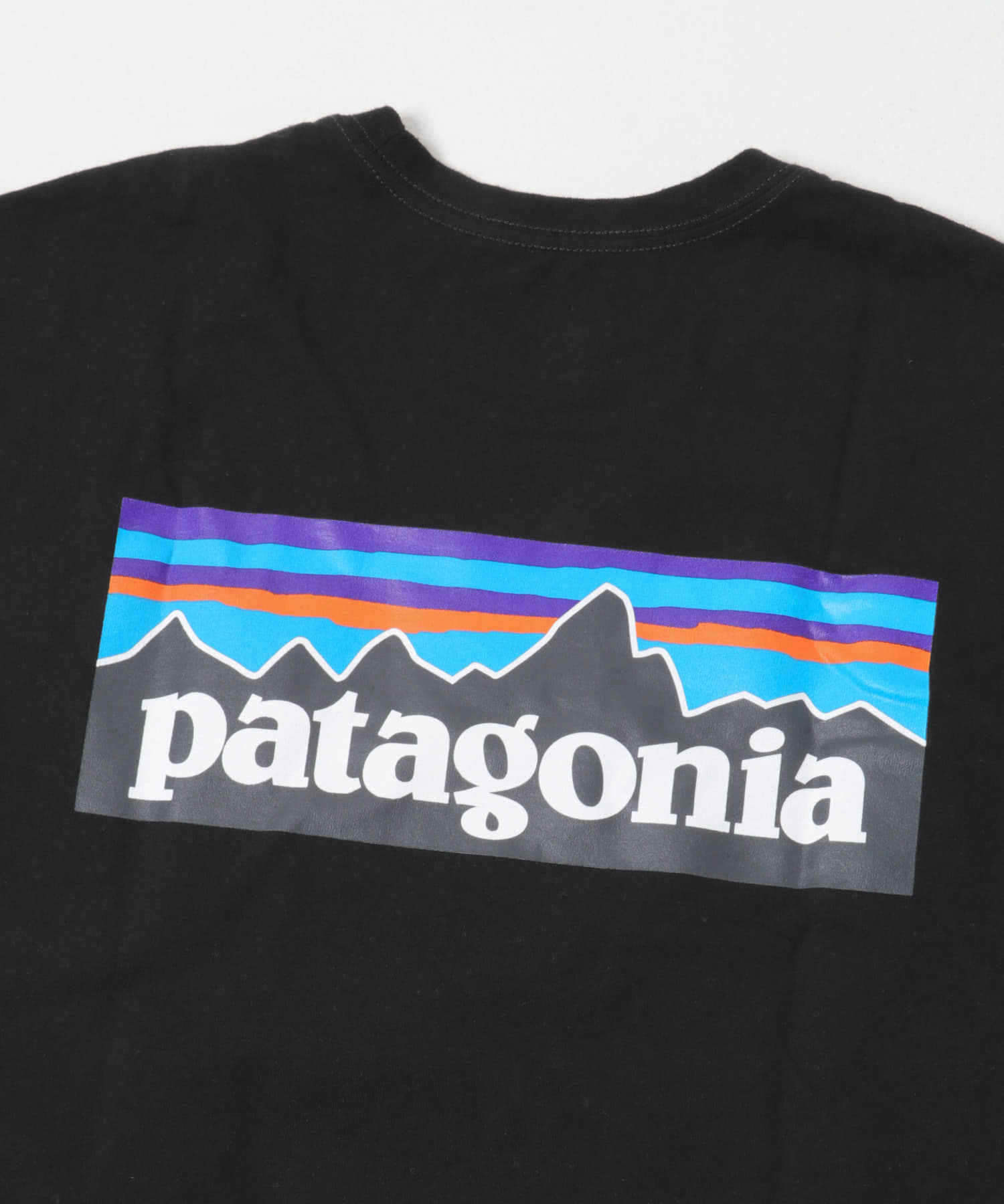 patagonia　SHORT-SLEEVE P-6 LOGO RE-T-SHIRTS BLK S
