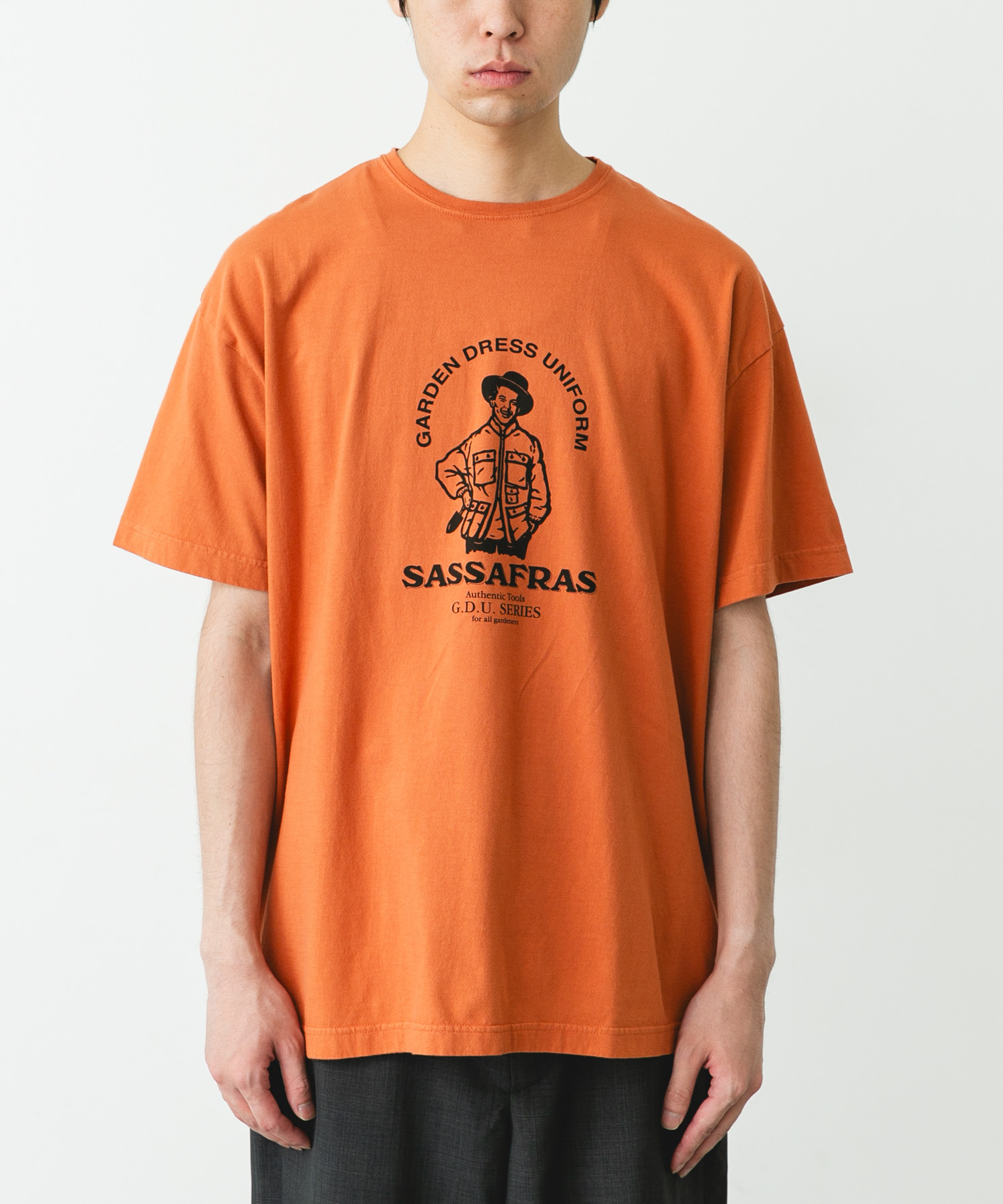 ORANGE