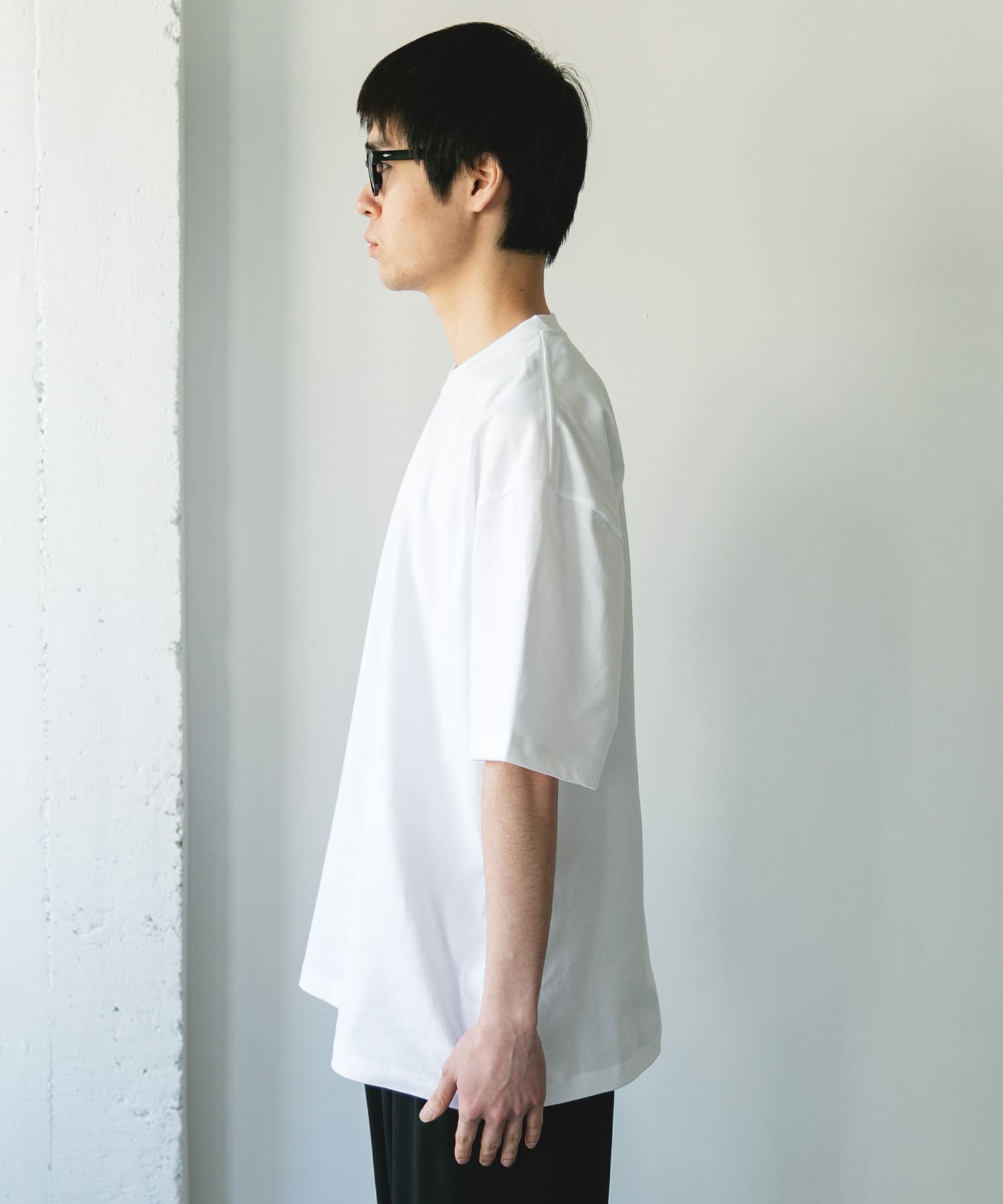 ホワイト