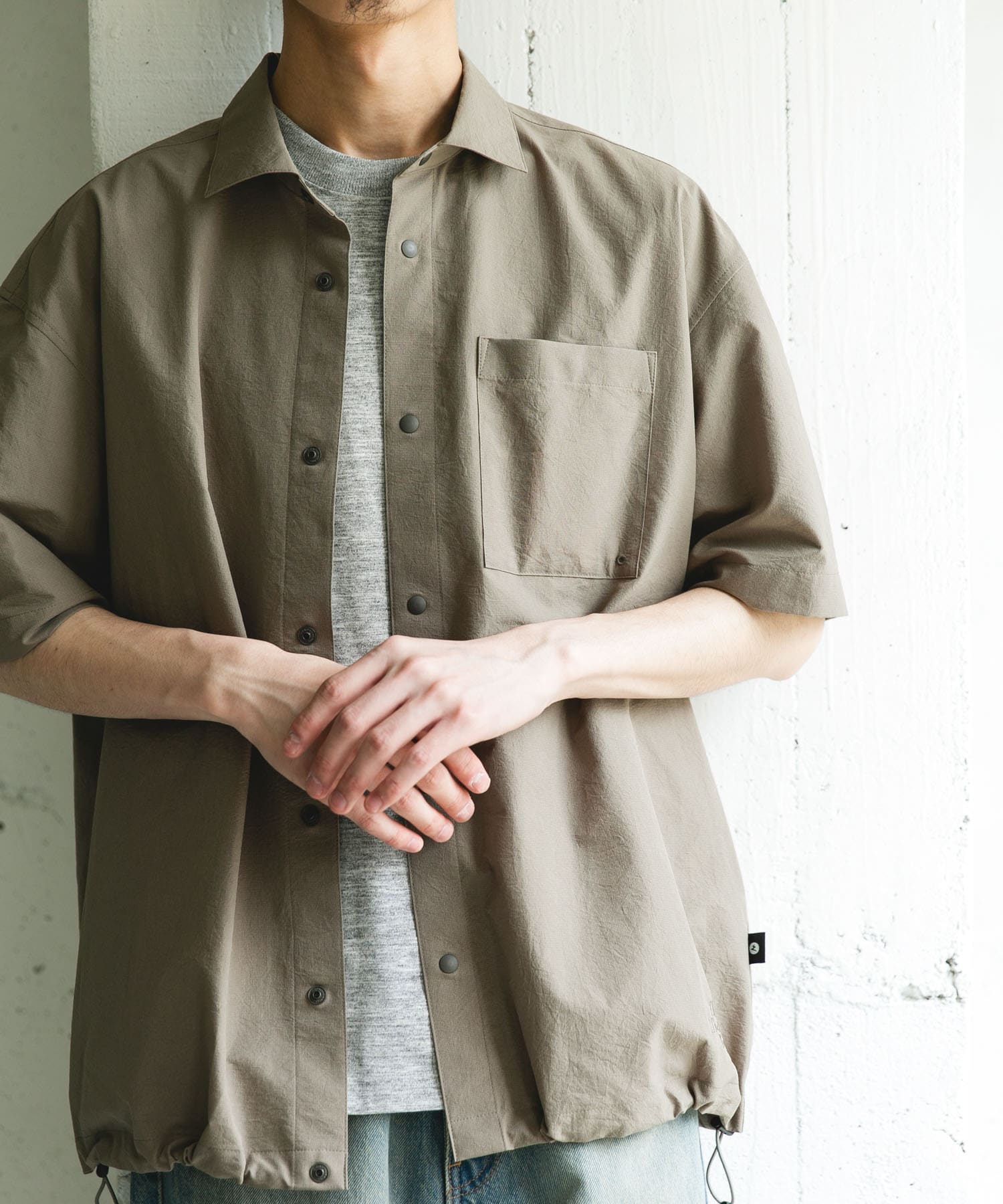KHAKI