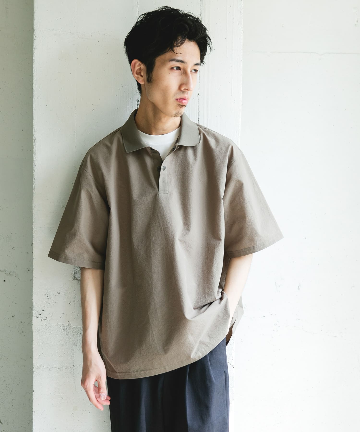 KHAKI