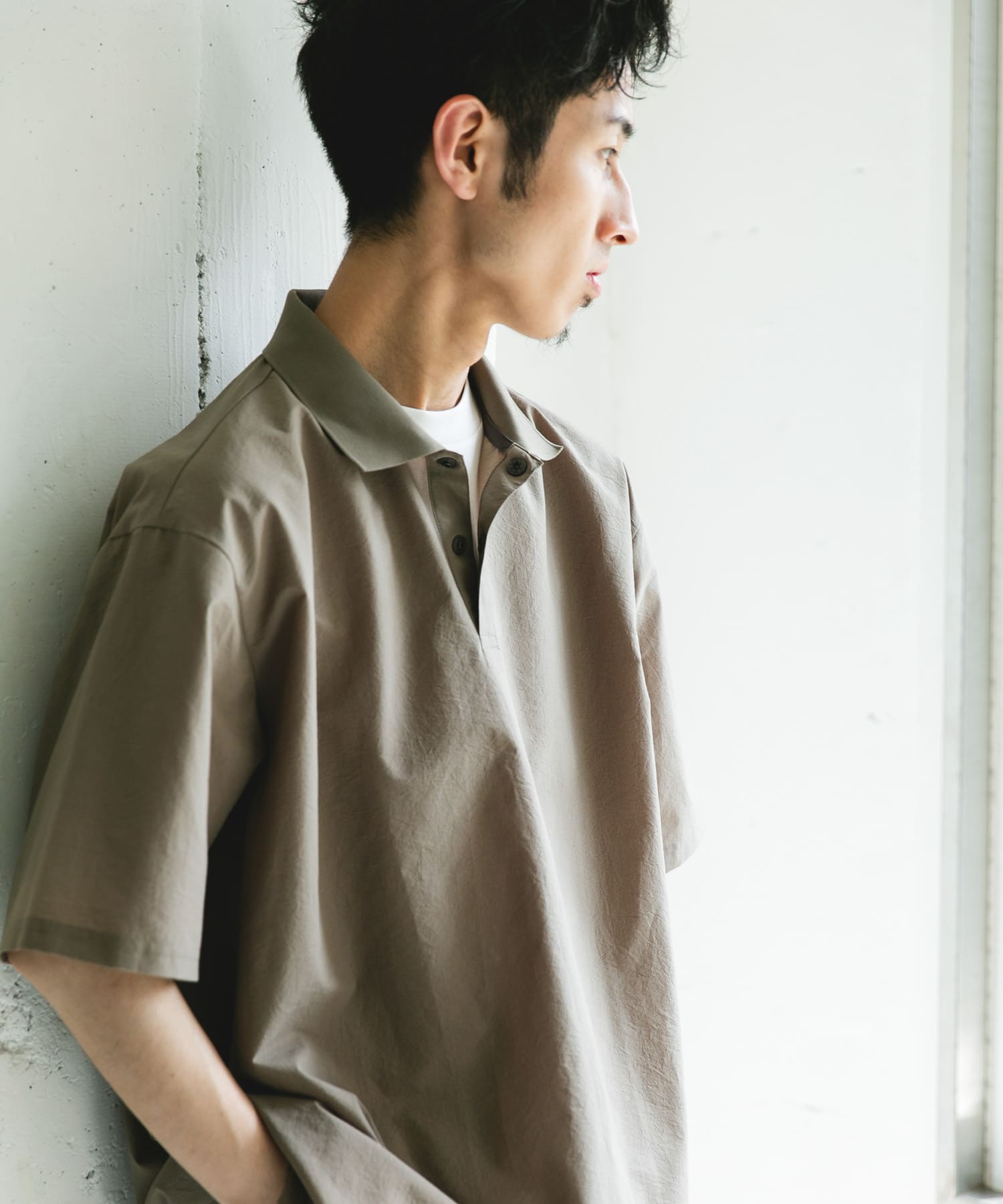 KHAKI
