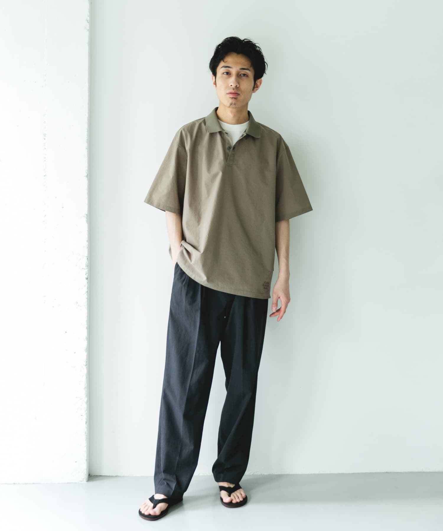 KHAKI