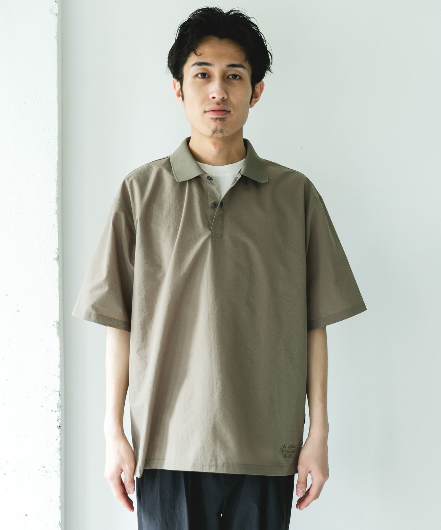 KHAKI