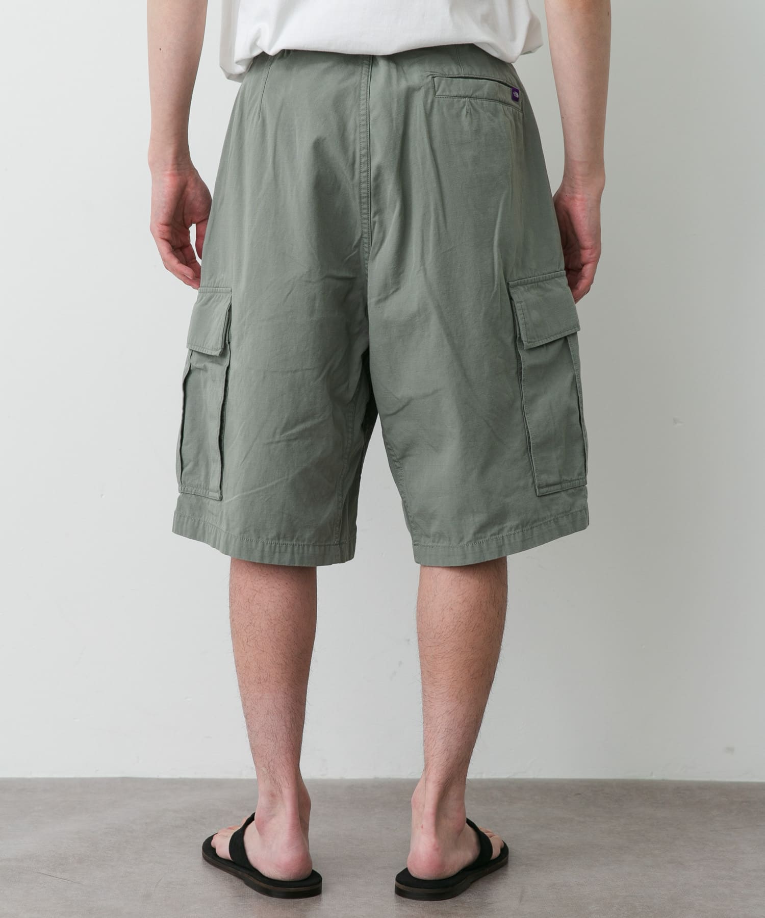 身長：170cm サイズ：34