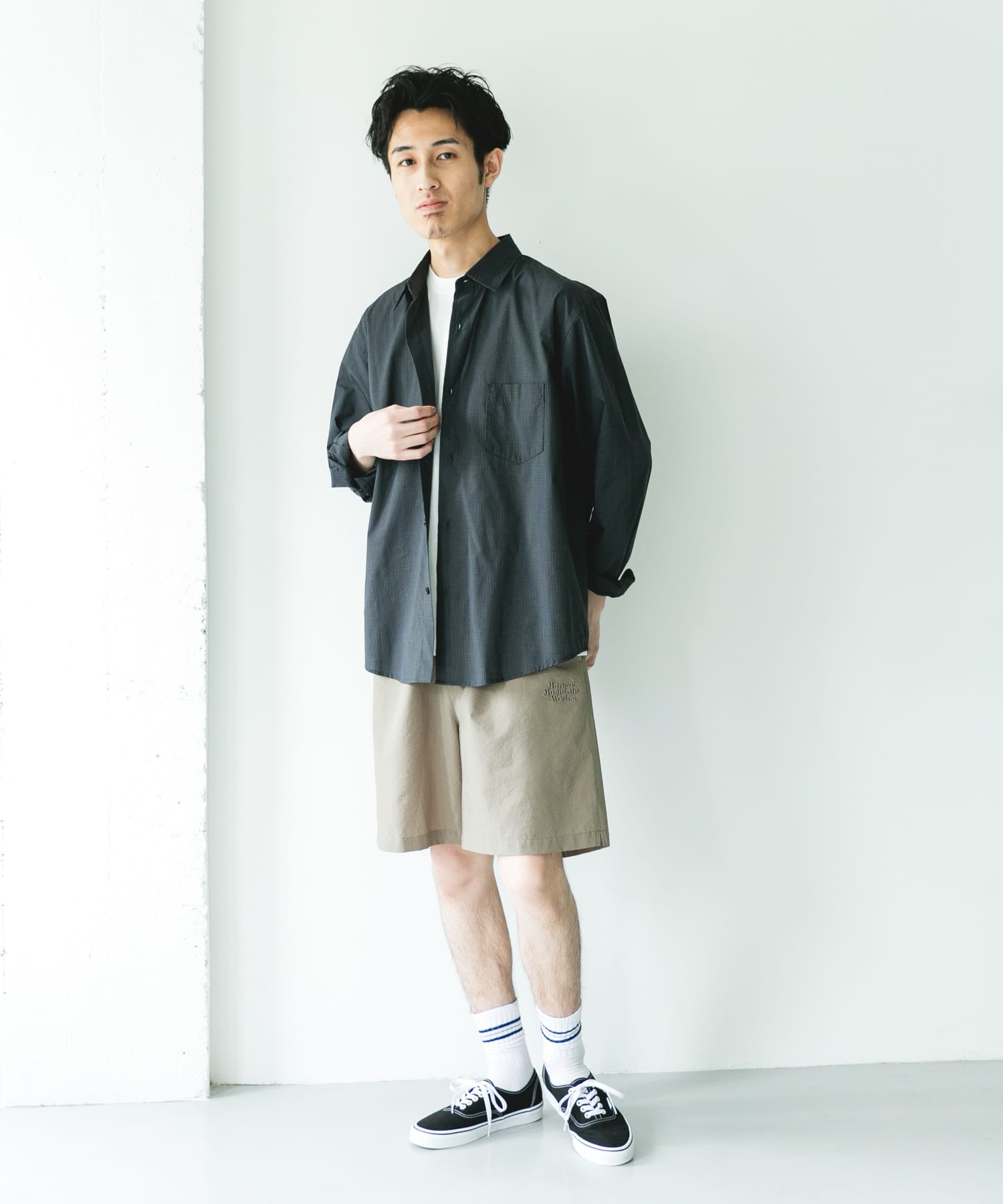 KHAKI