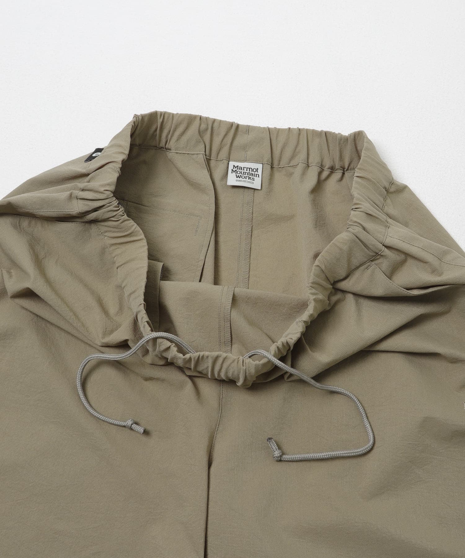 『別注』Marmot×DOORS　DOT AIR SHORTS KHAKI M