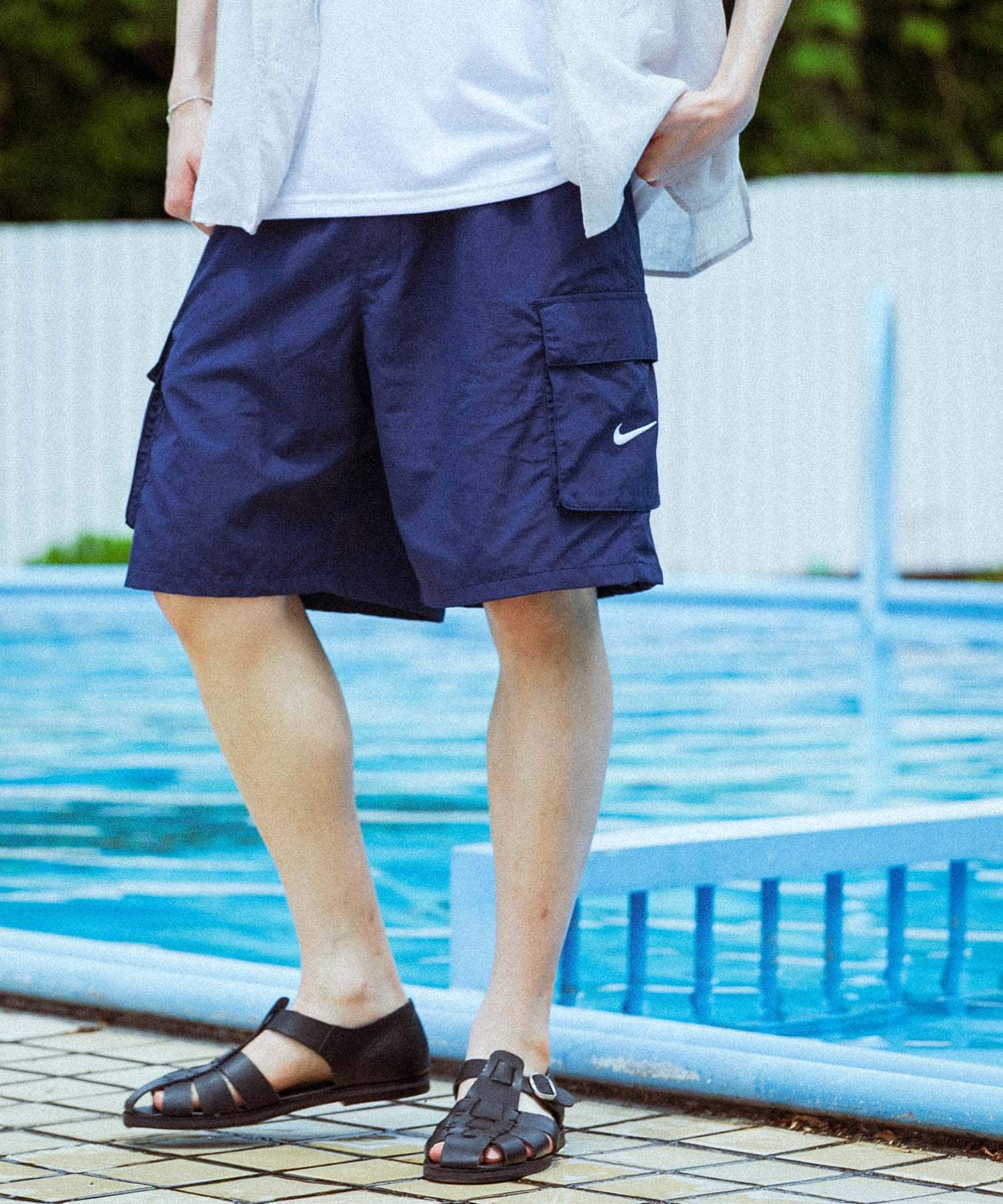ネイビー