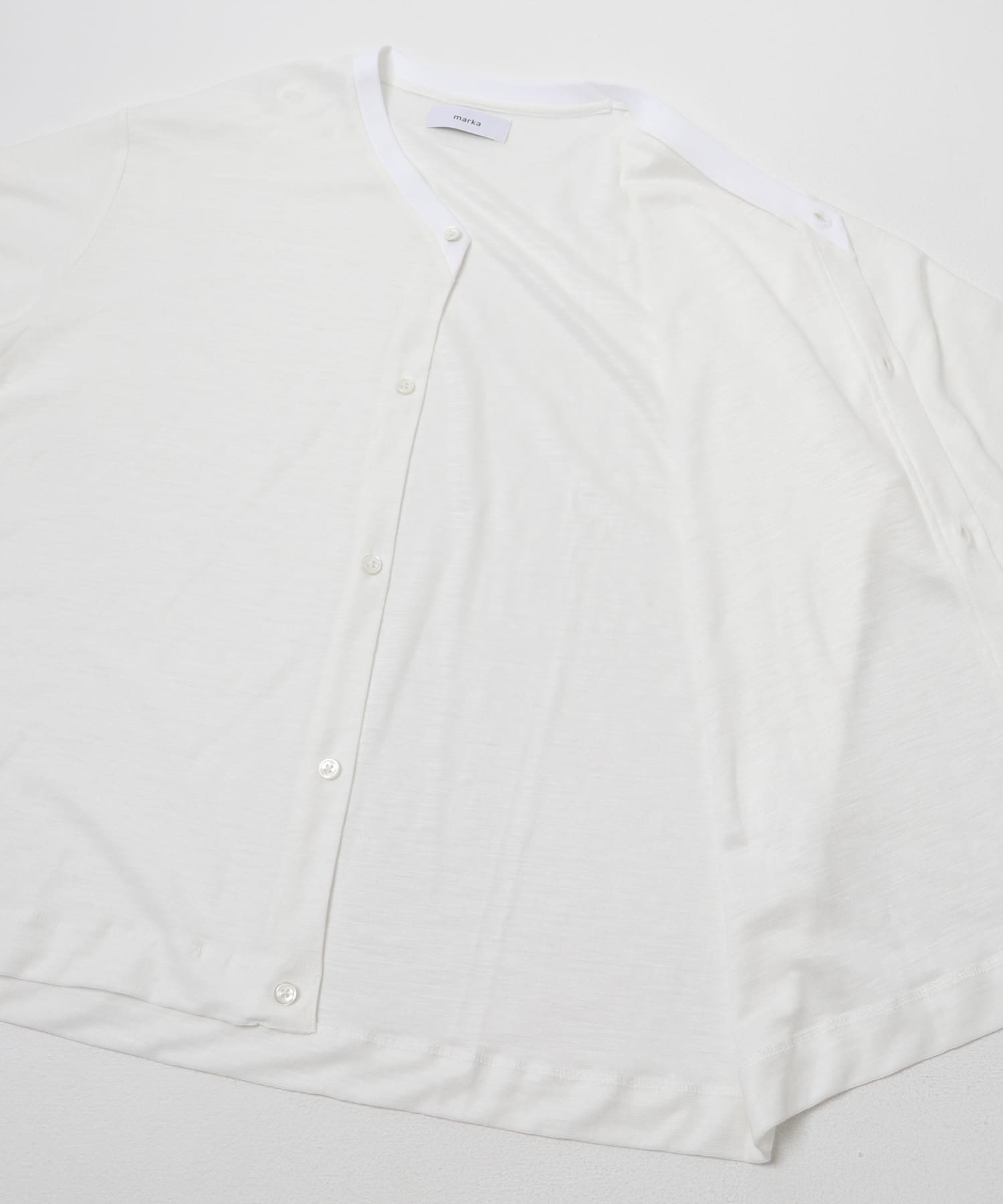 marka　CARDIGAN WHITE 1