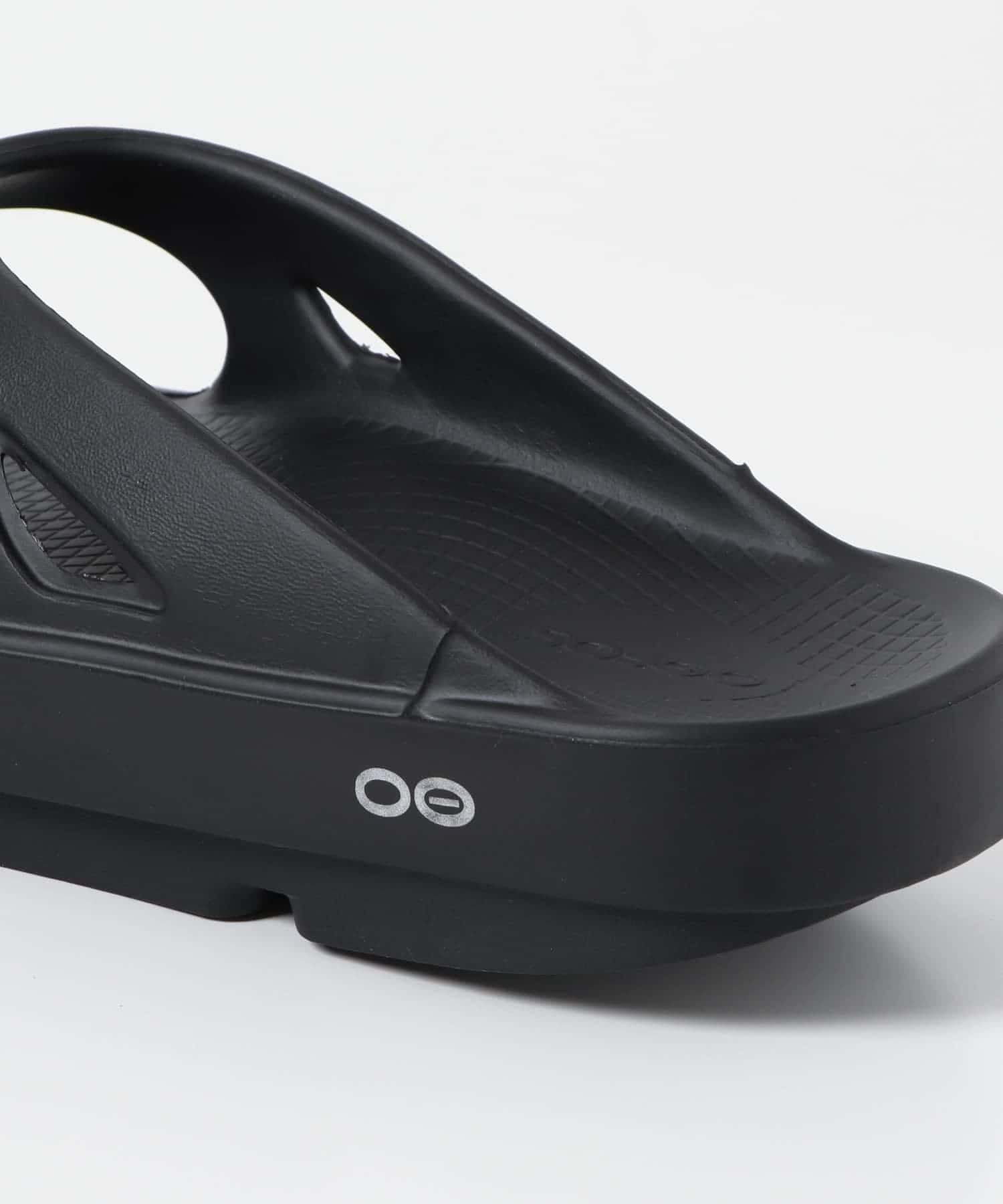 OOFOS　OORIGINAL BLACK 26