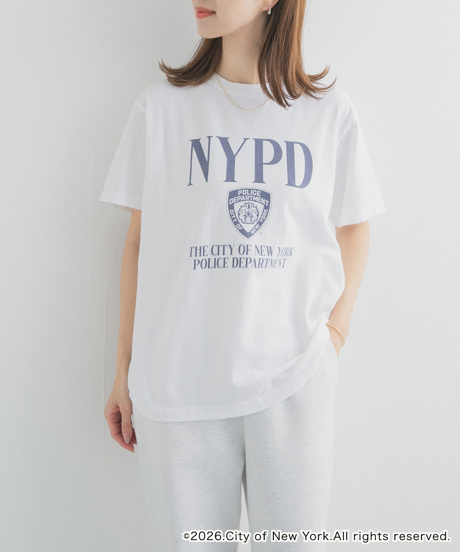 ホワイト
