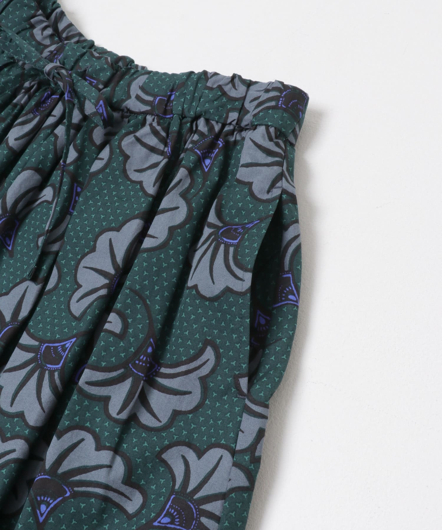 Le GLAZIK　TUCK GATHERED SKIRT GREEN 36