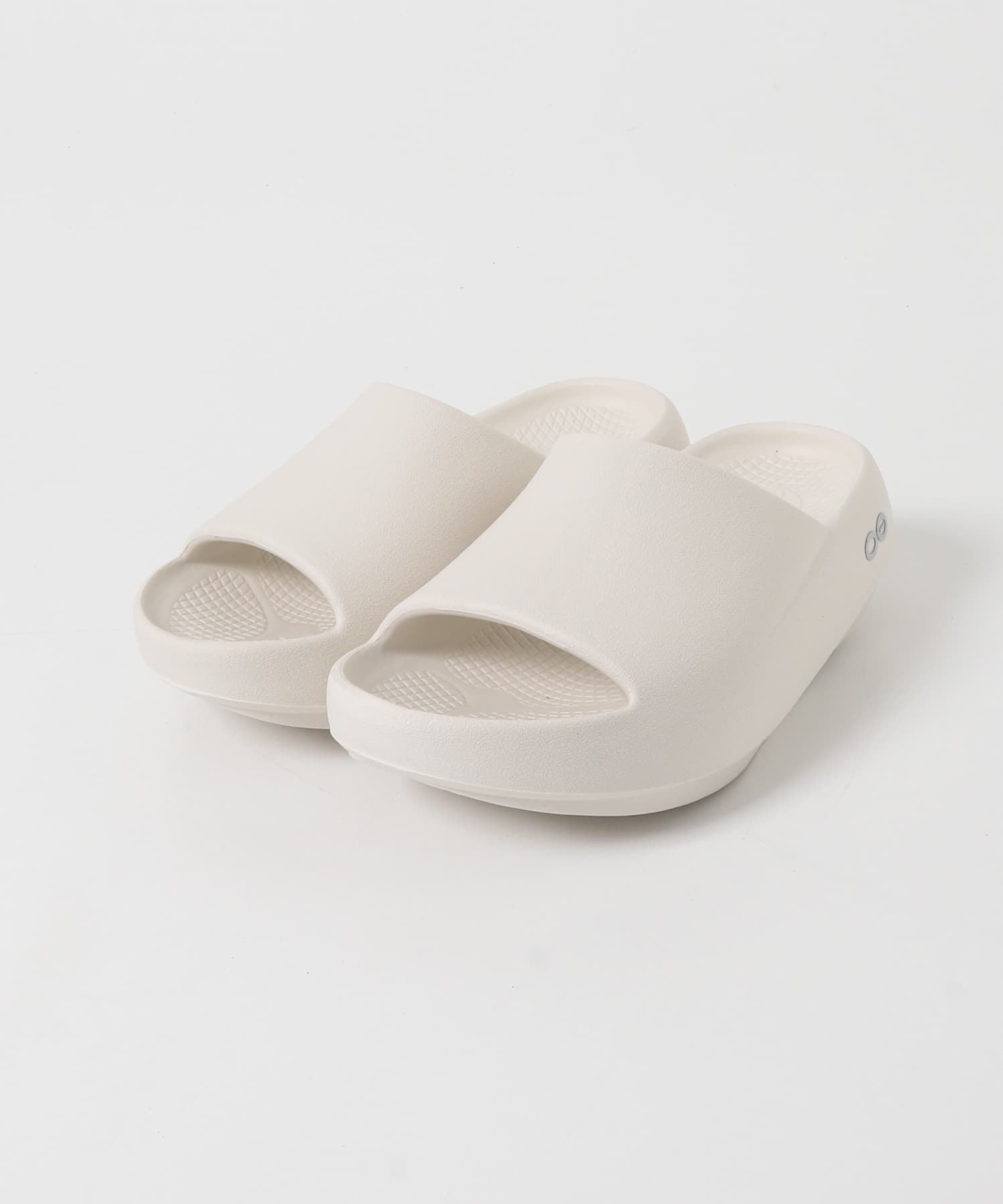 OOFOS　OOAHH+
