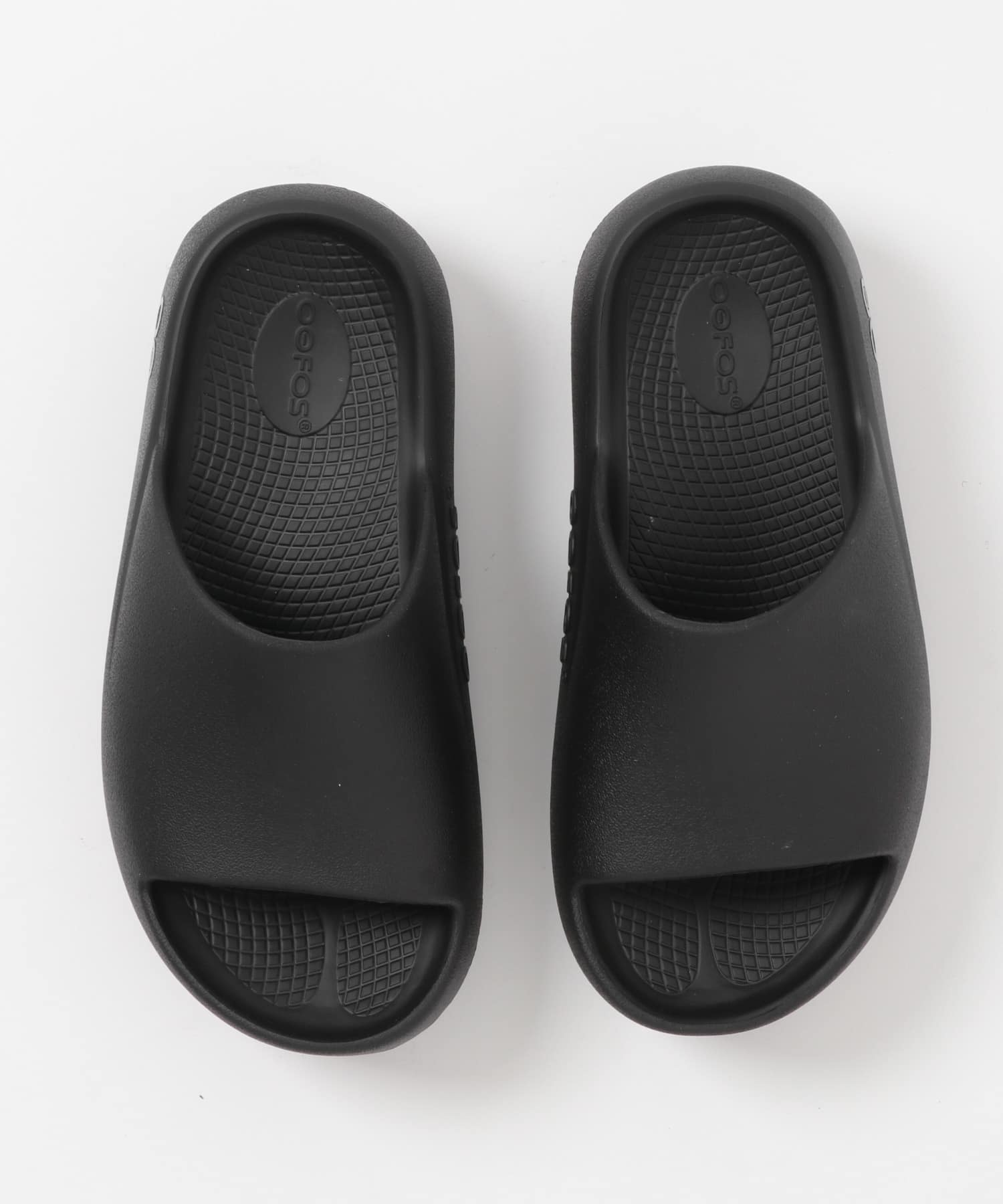 OOFOS　OOAHH+ BLACK 5