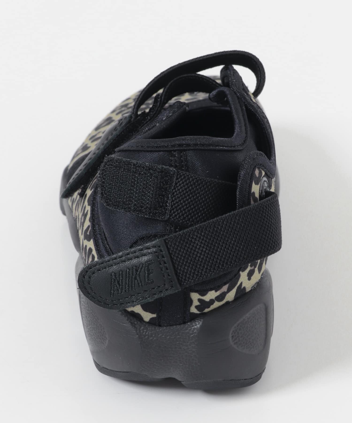 NIKE ナイキウィメンズエアリフト(23 BLK/HEMP): シューズ｜URBAN