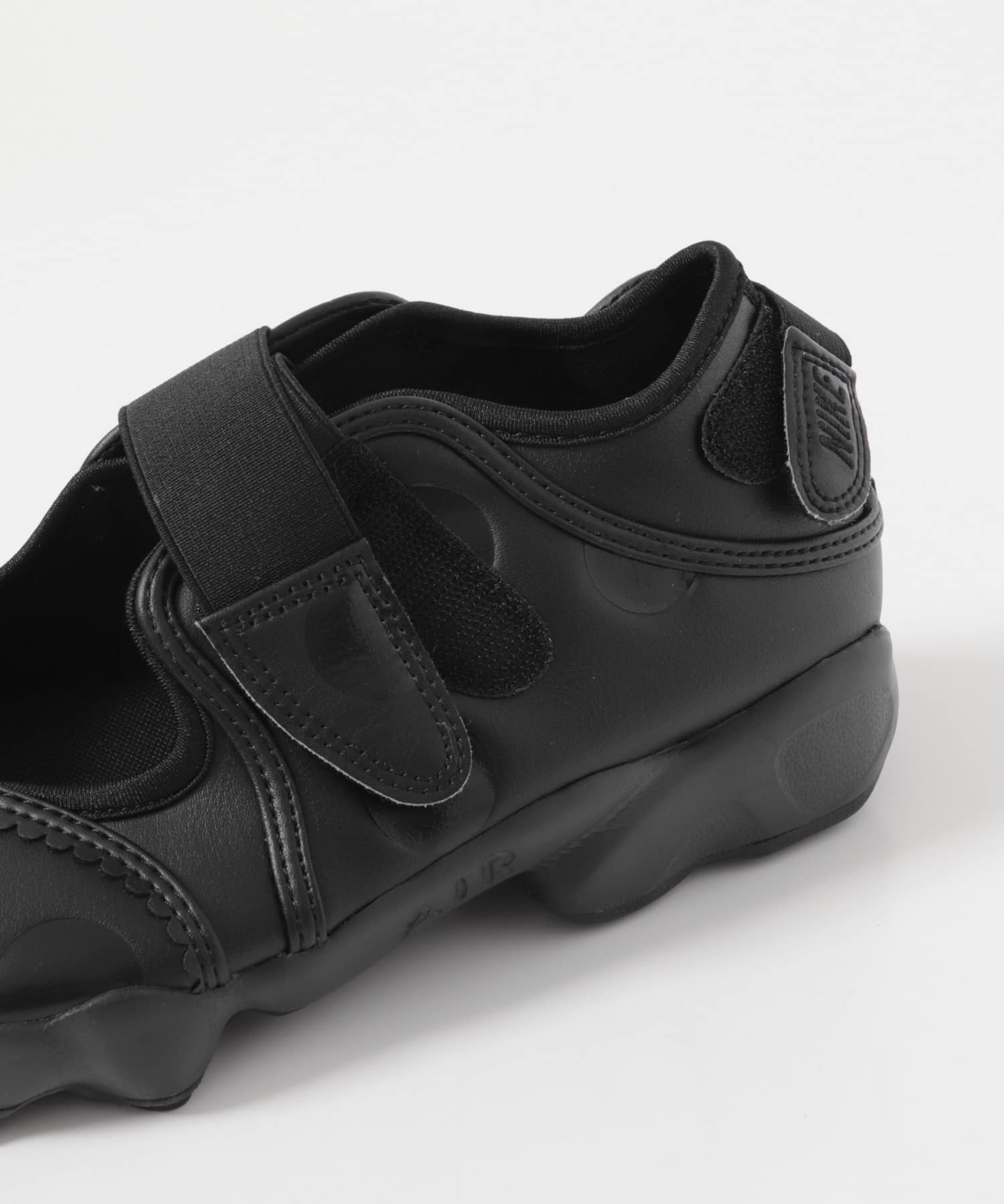 NIKE AIR RIFT レザー 25cm URBAN RESEARCH NIKE AIR RIFT レザー 25cm