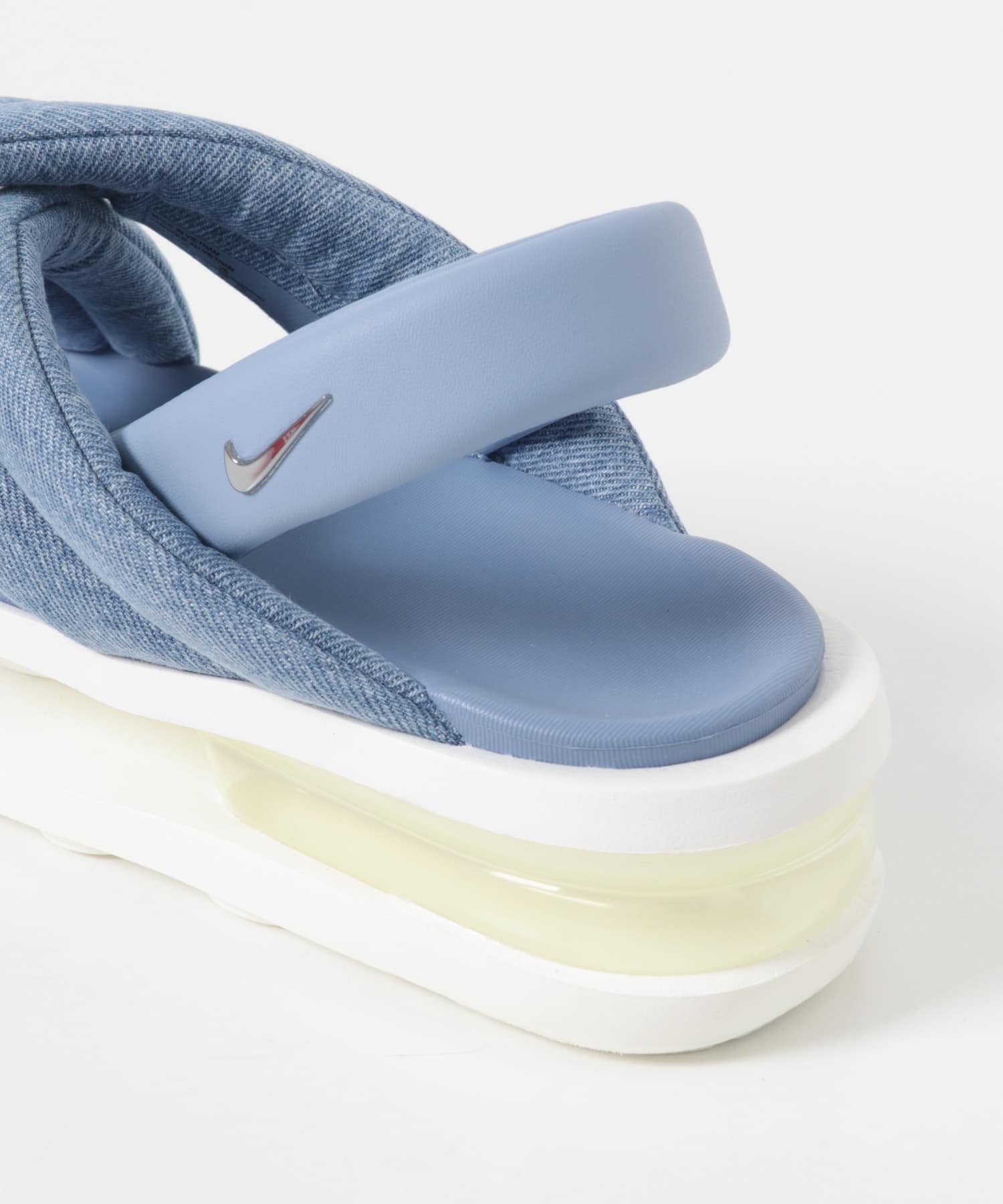 NIKE　エアマックスアイラサンダル BLUE 23