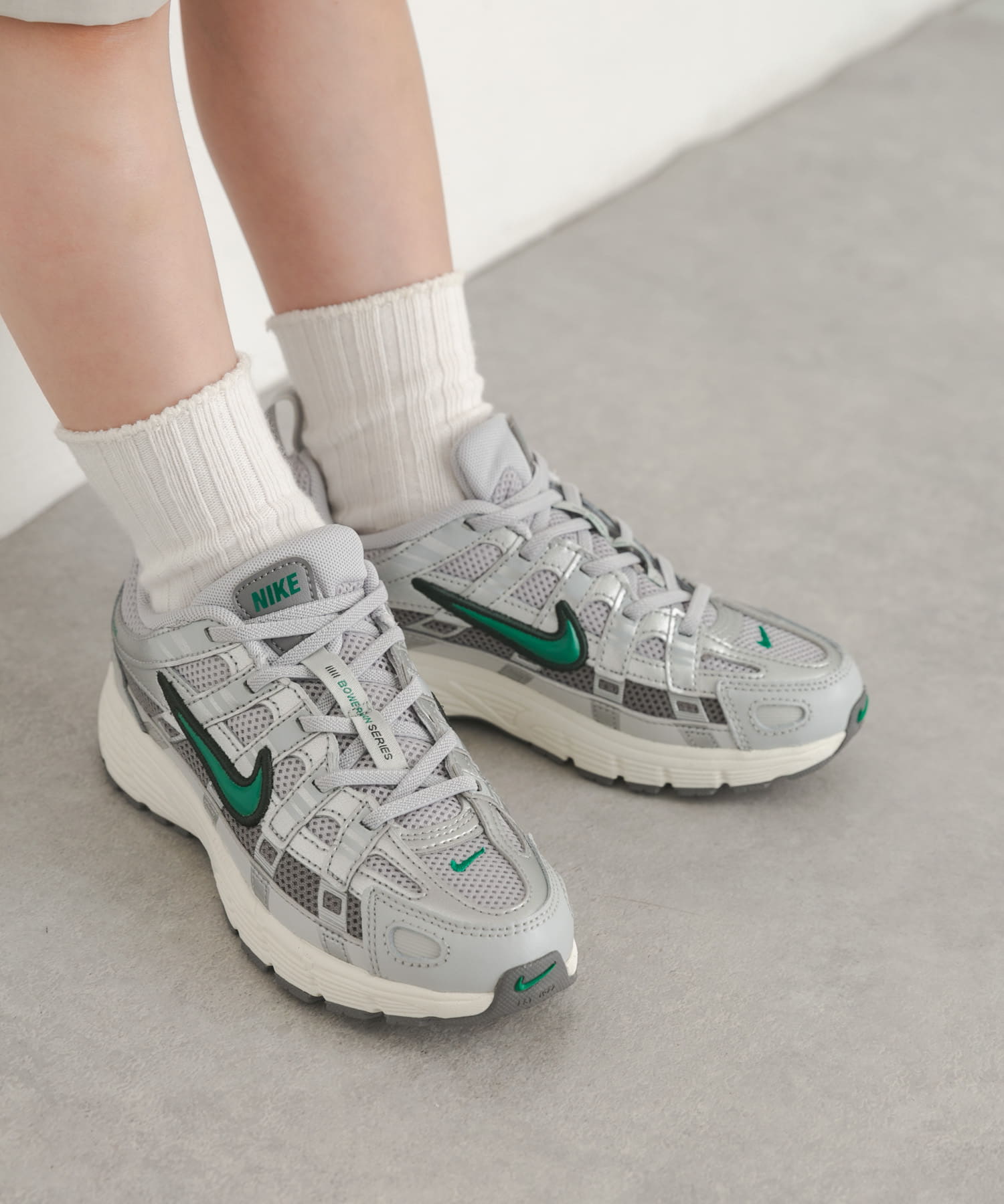 NIKE P-6000 PS(KIDS)(19 METALLIC): シューズ｜URBAN RESEARCH公式