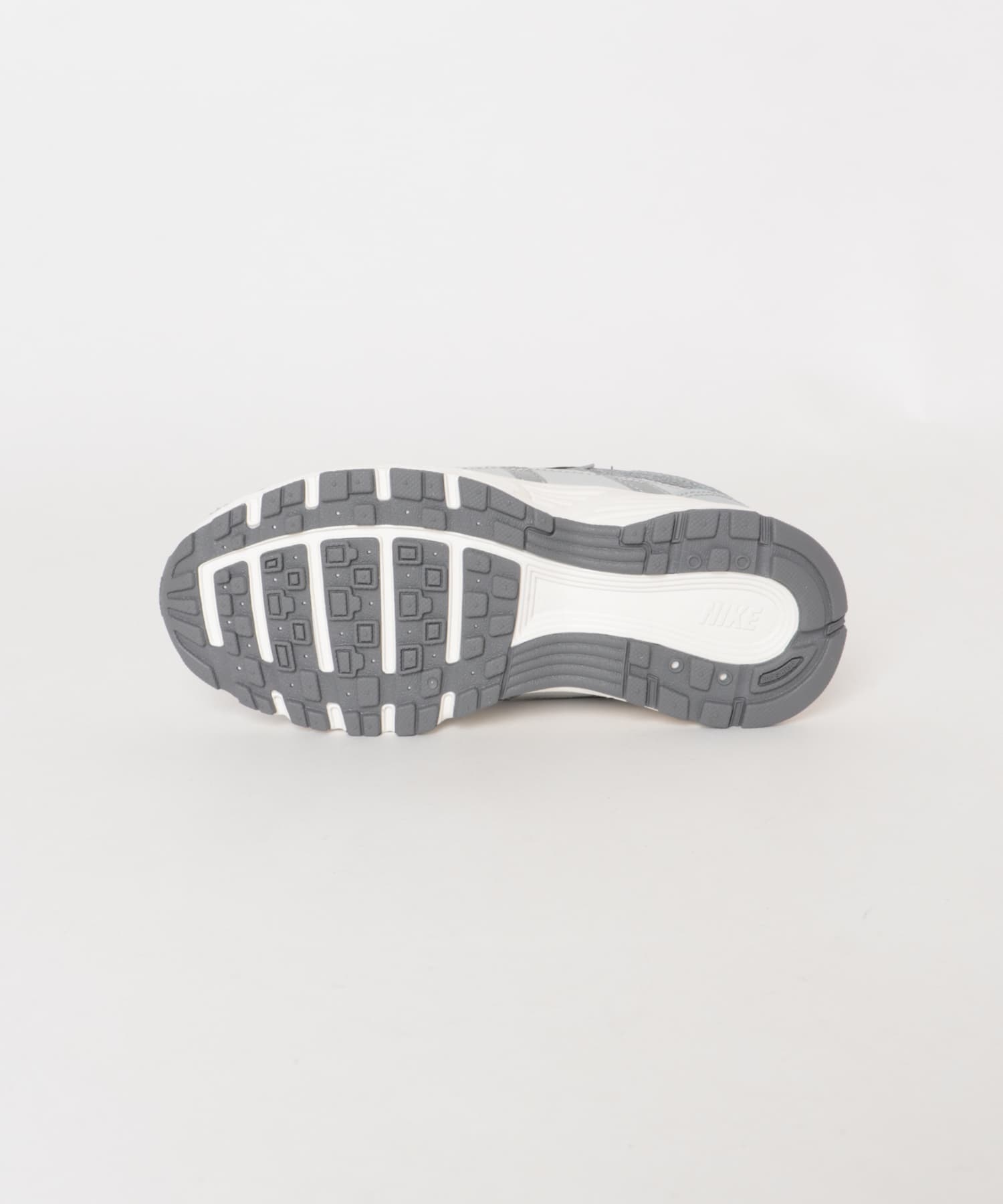 NIKE　P-6000 PS METALLIC 19