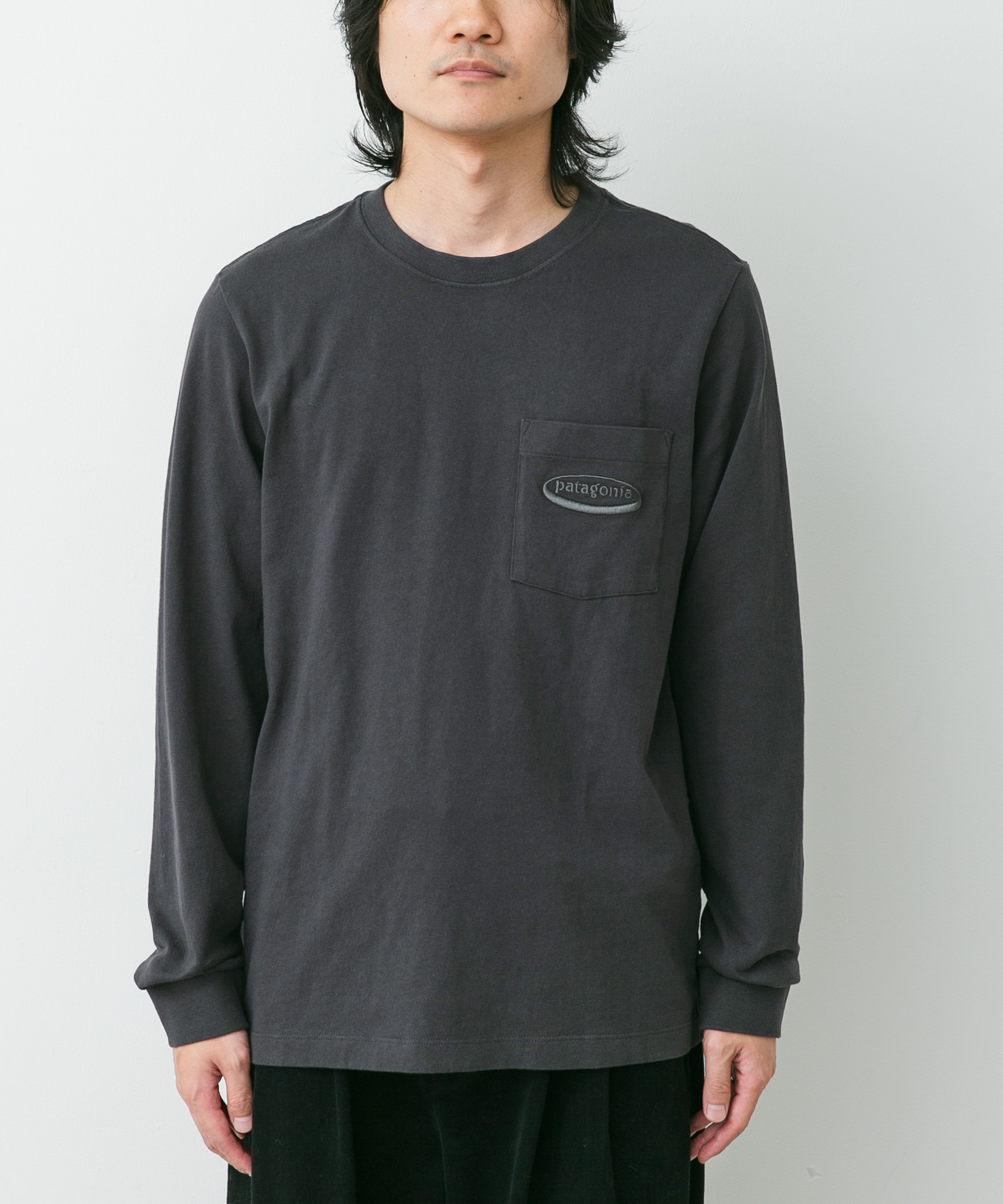 patagonia　OVAL LOGO POCKET LONG-SLEEVE T-SHIRTS