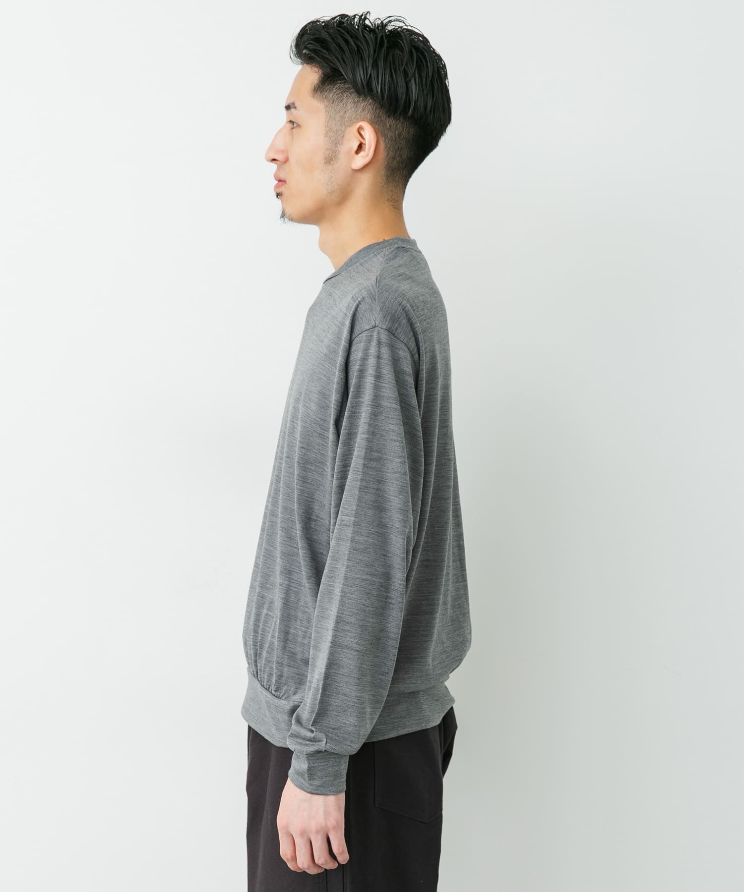 TOP GRAY