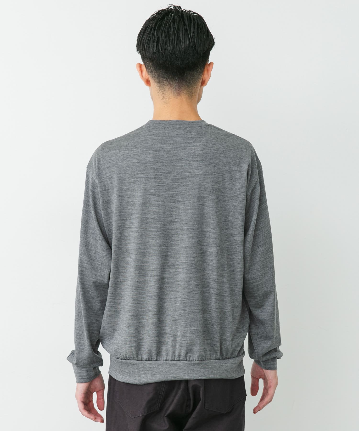 TOP GRAY