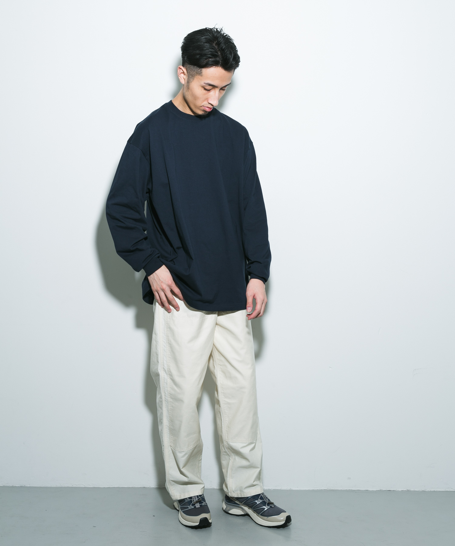 ネイビー