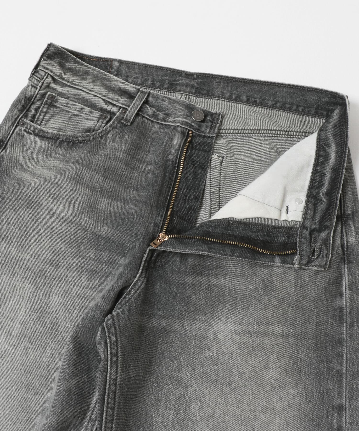 BLACK USED