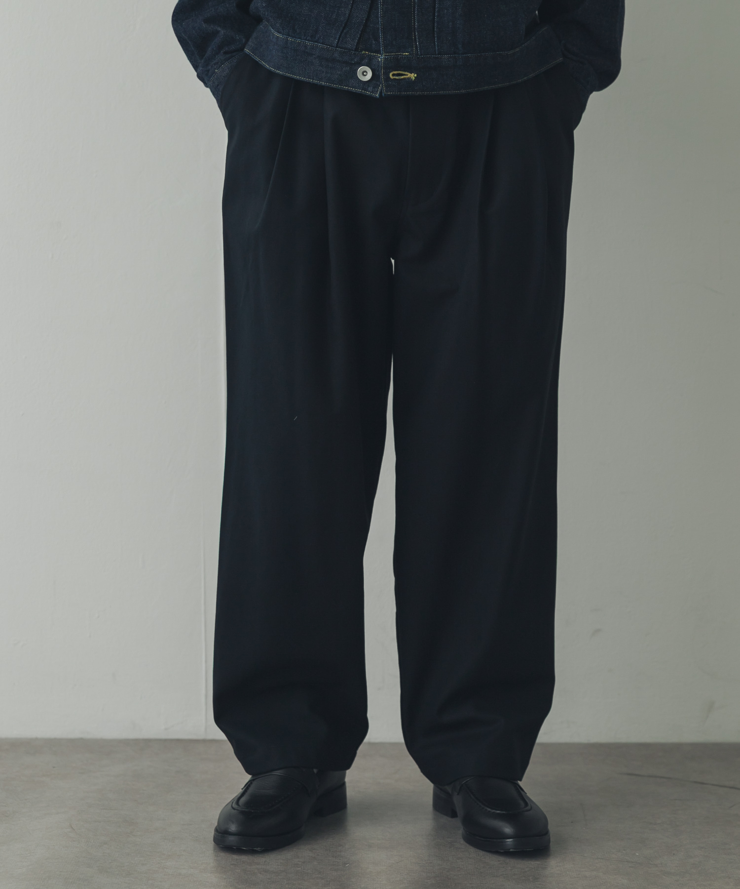 BLACK NAVY