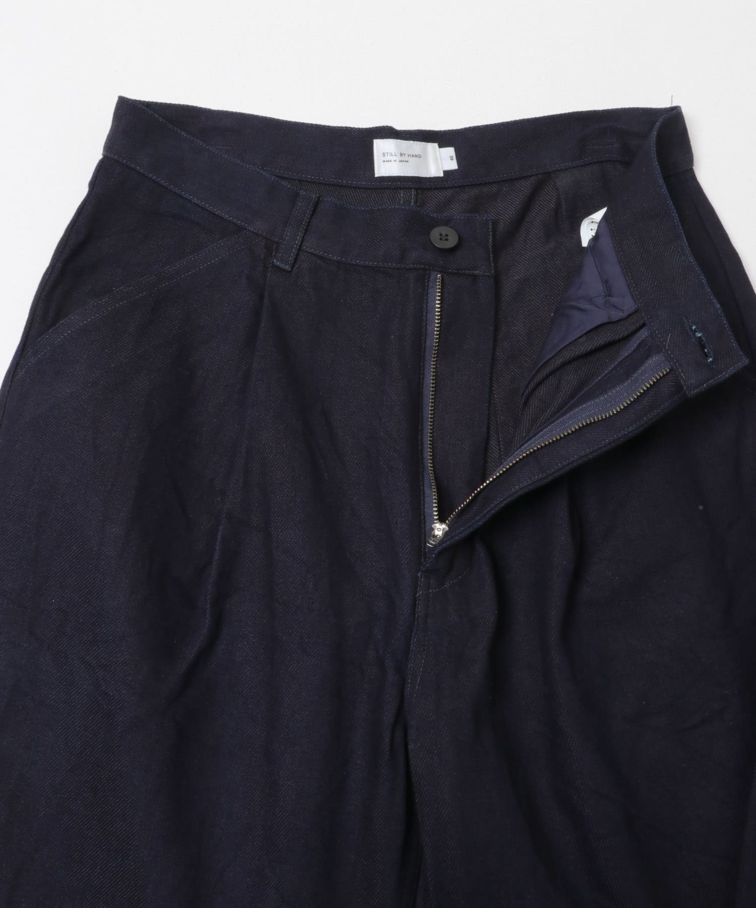 DARK NAVY