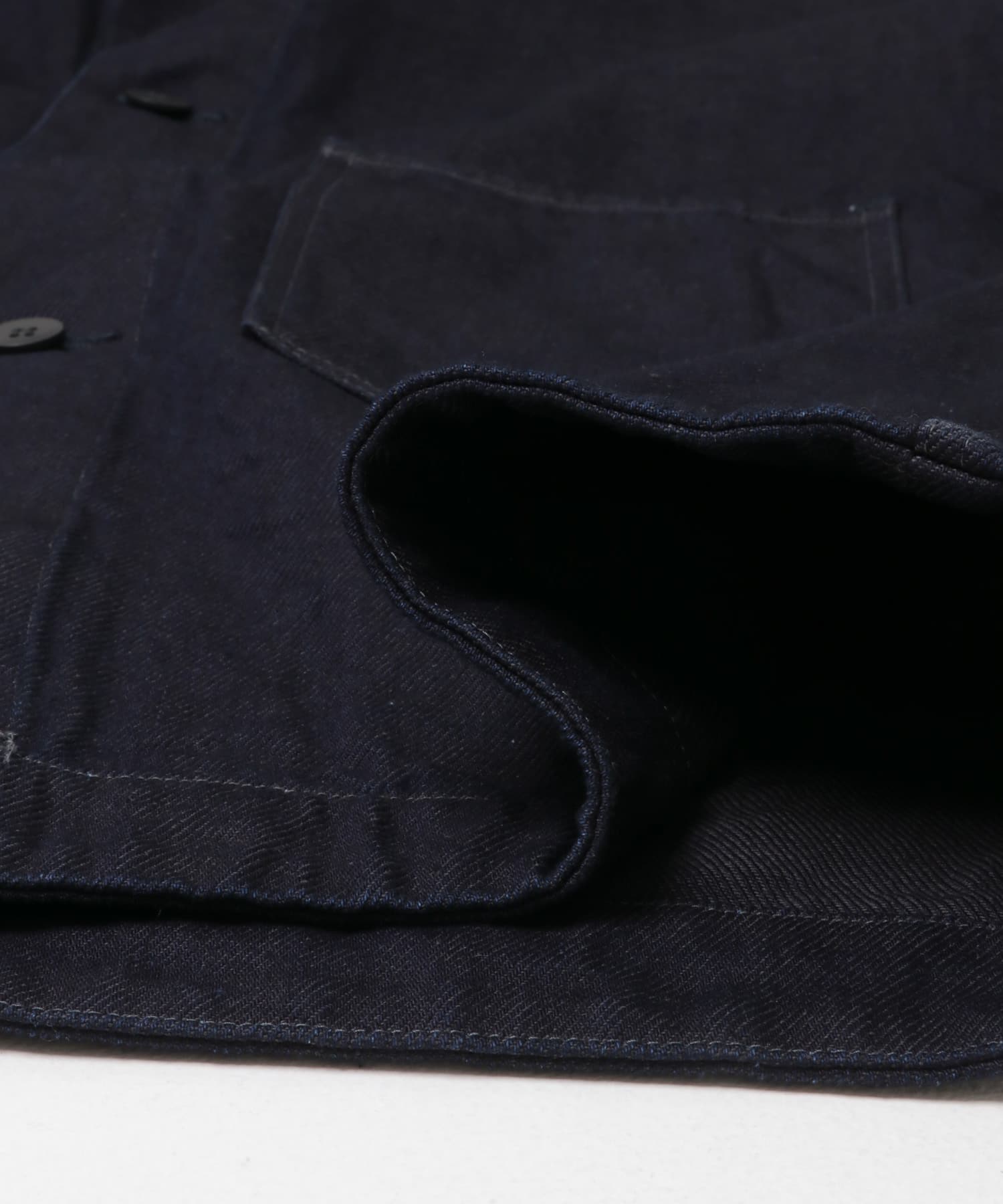 DARK NAVY